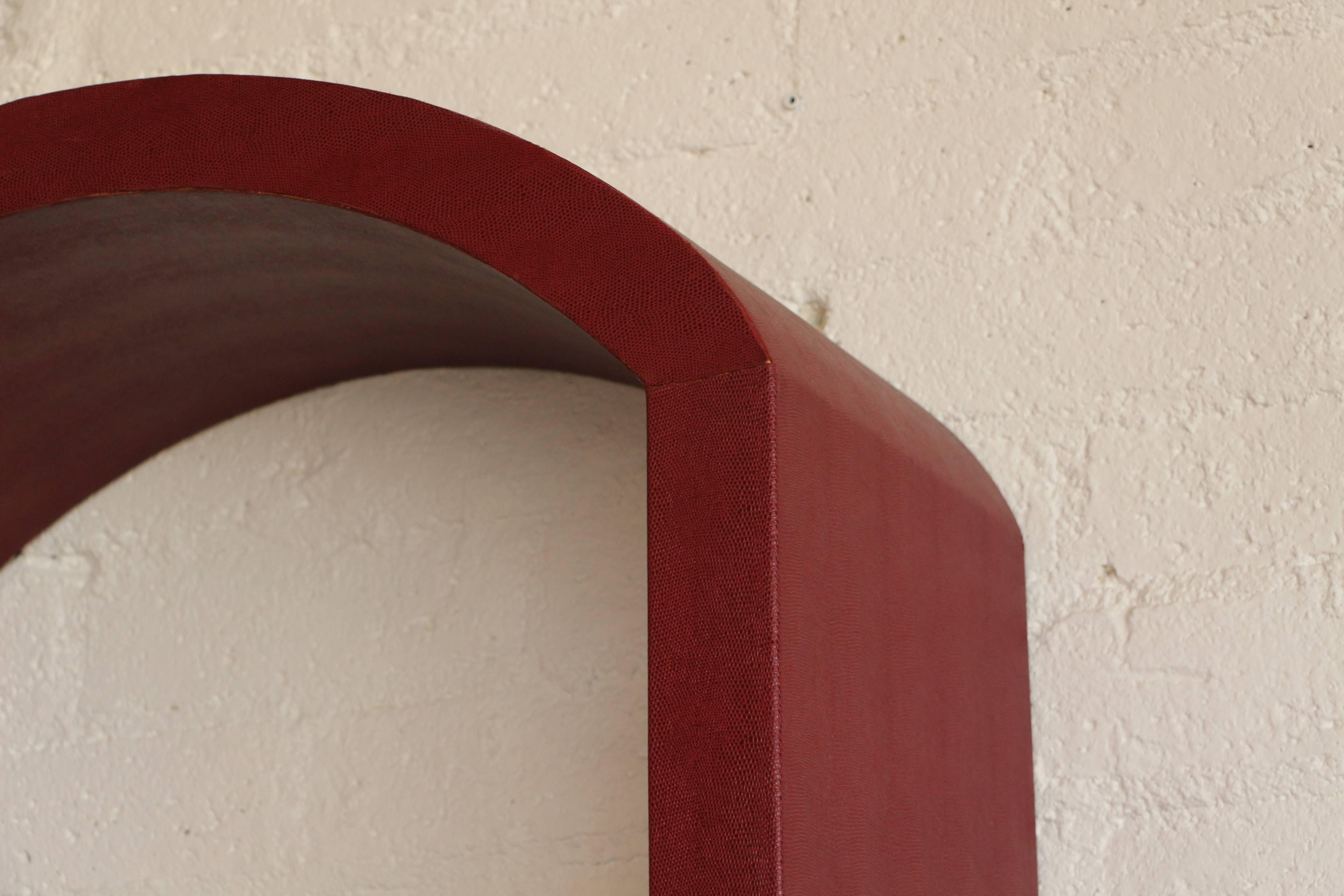 20th Century Red Lizard Skin Arched three-Piece Wall Unit For Sale