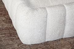 Jay Spectre Tufted Queen-Size Bed in Steve Chase Chunky Chenille Fabric