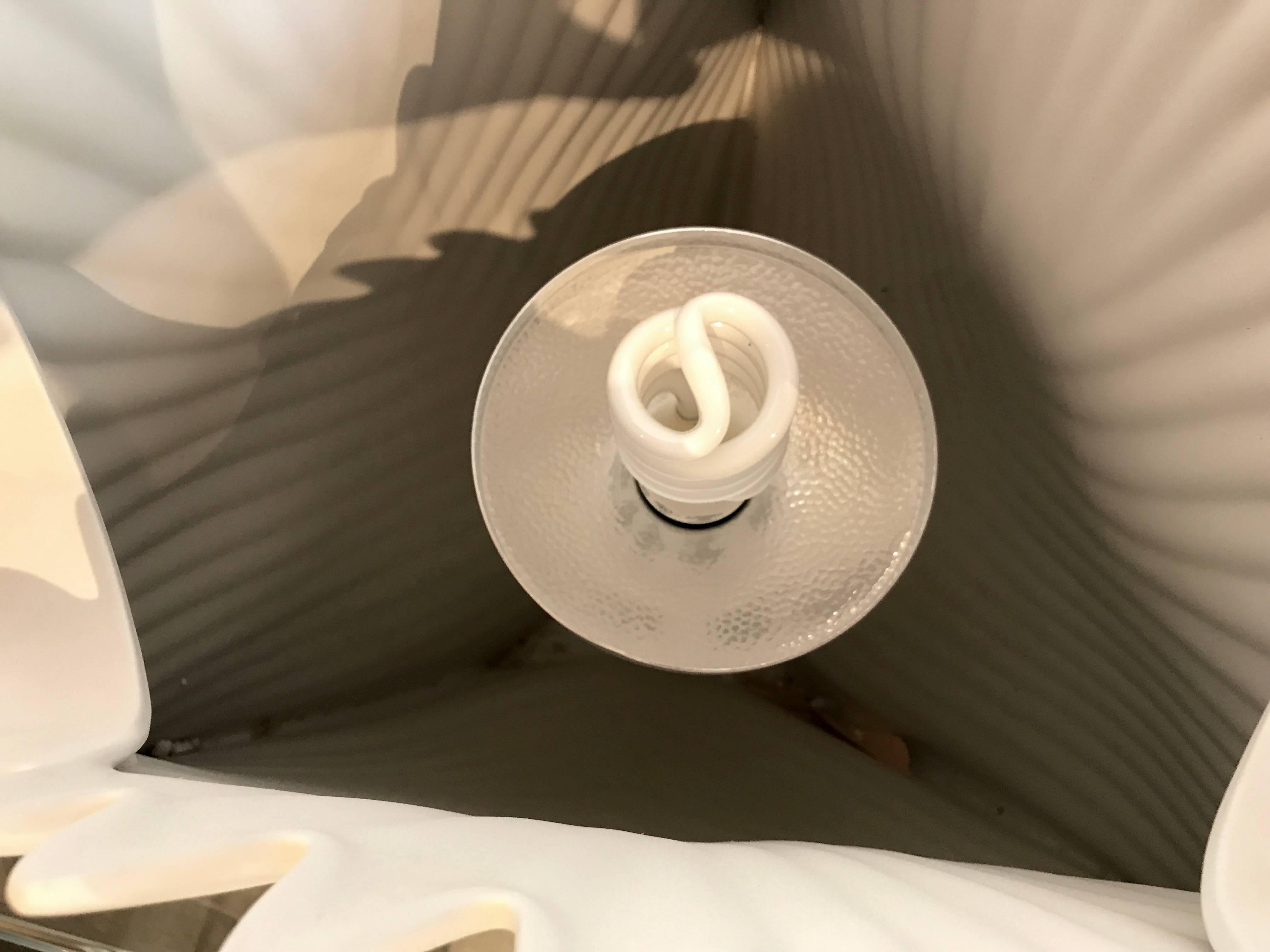 Italienische Porzellanlampen aus Biskuit im Zustand „Gut“ im Angebot in Palm Springs, CA