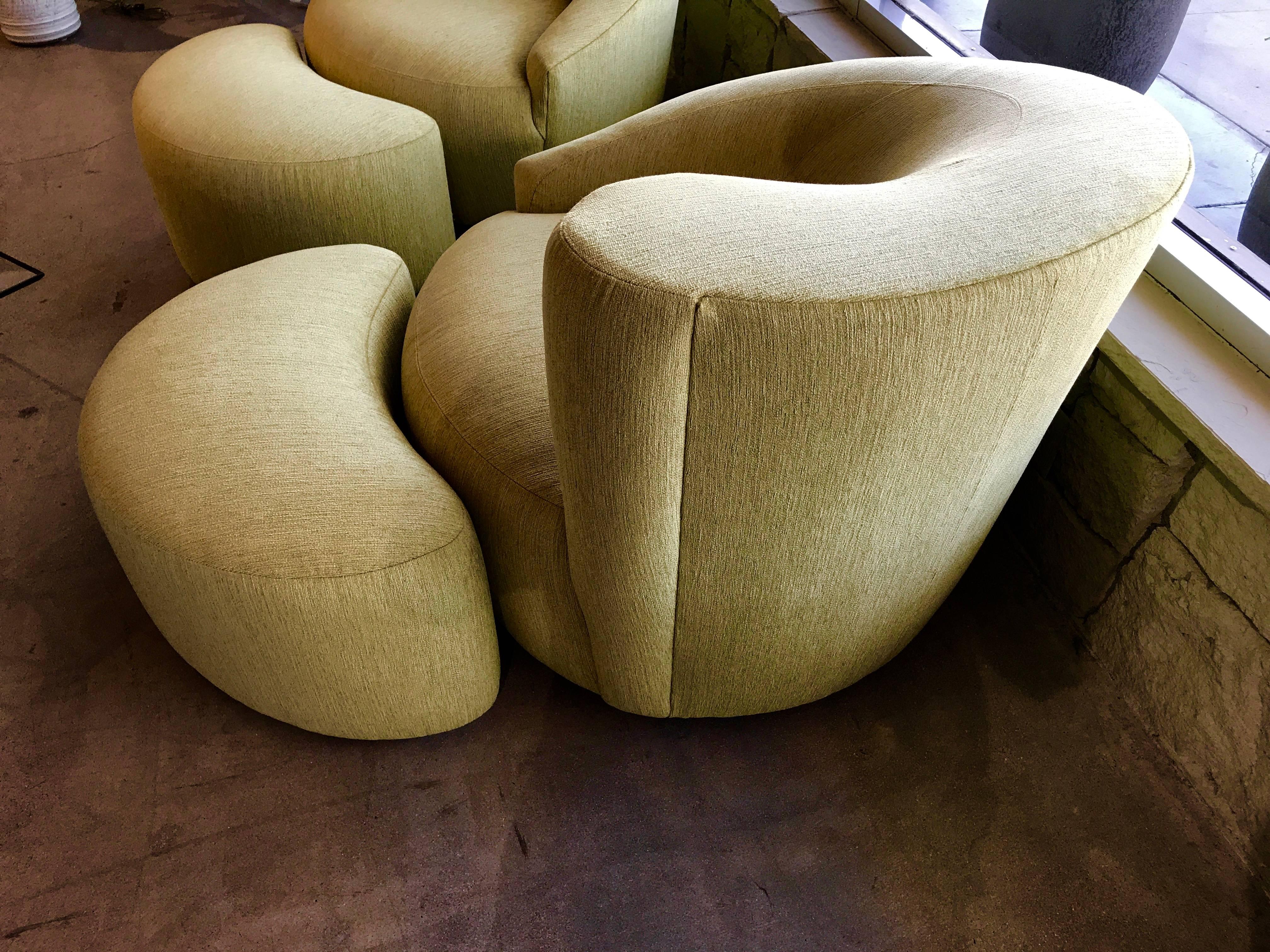 20th Century Pair of Vladimir Kagan Designed Nautilus Chairs with Matching Ottomans