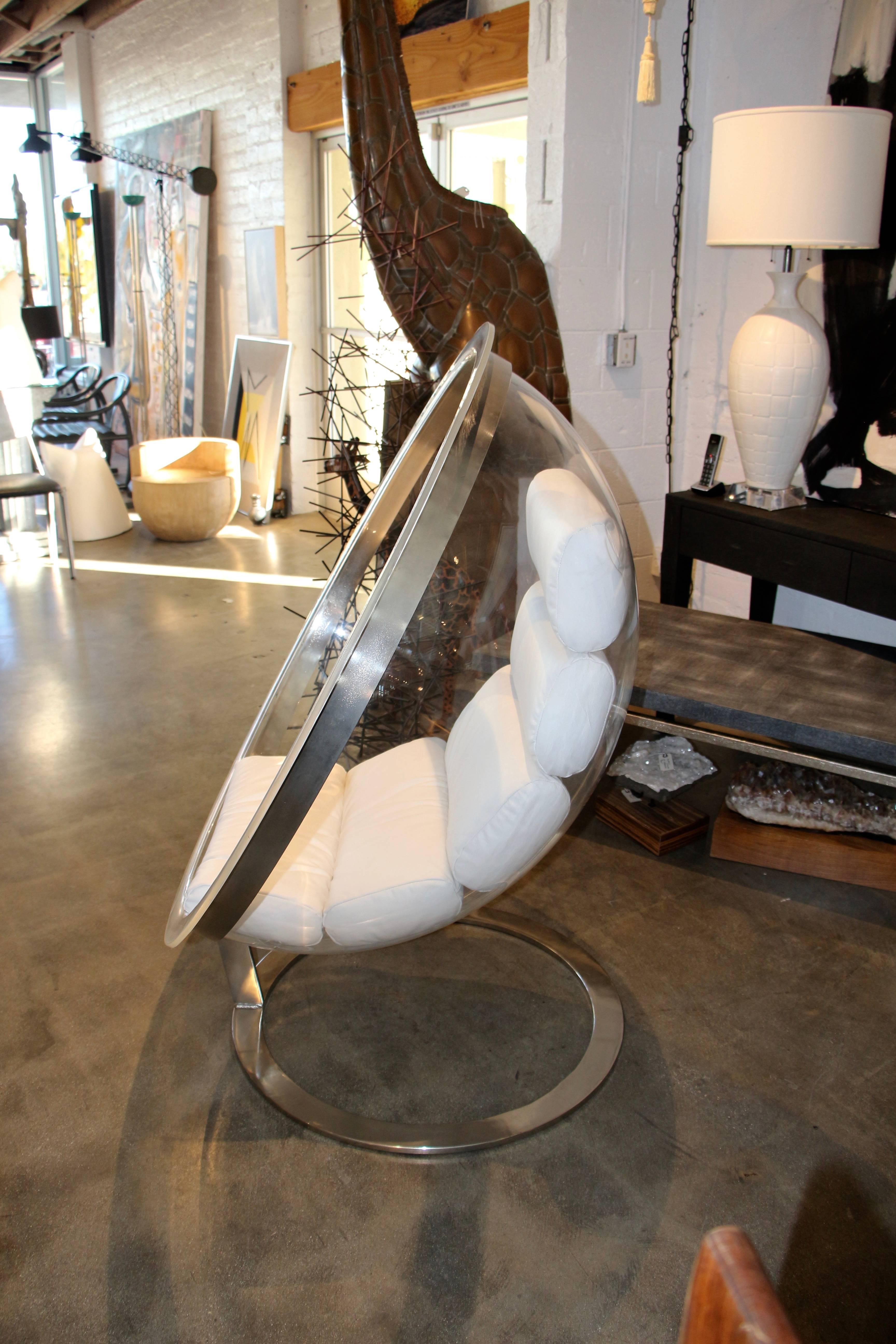 Christian Daninos Bubble Sphere Lucite Chair 1968 In Good Condition In Palm Springs, CA