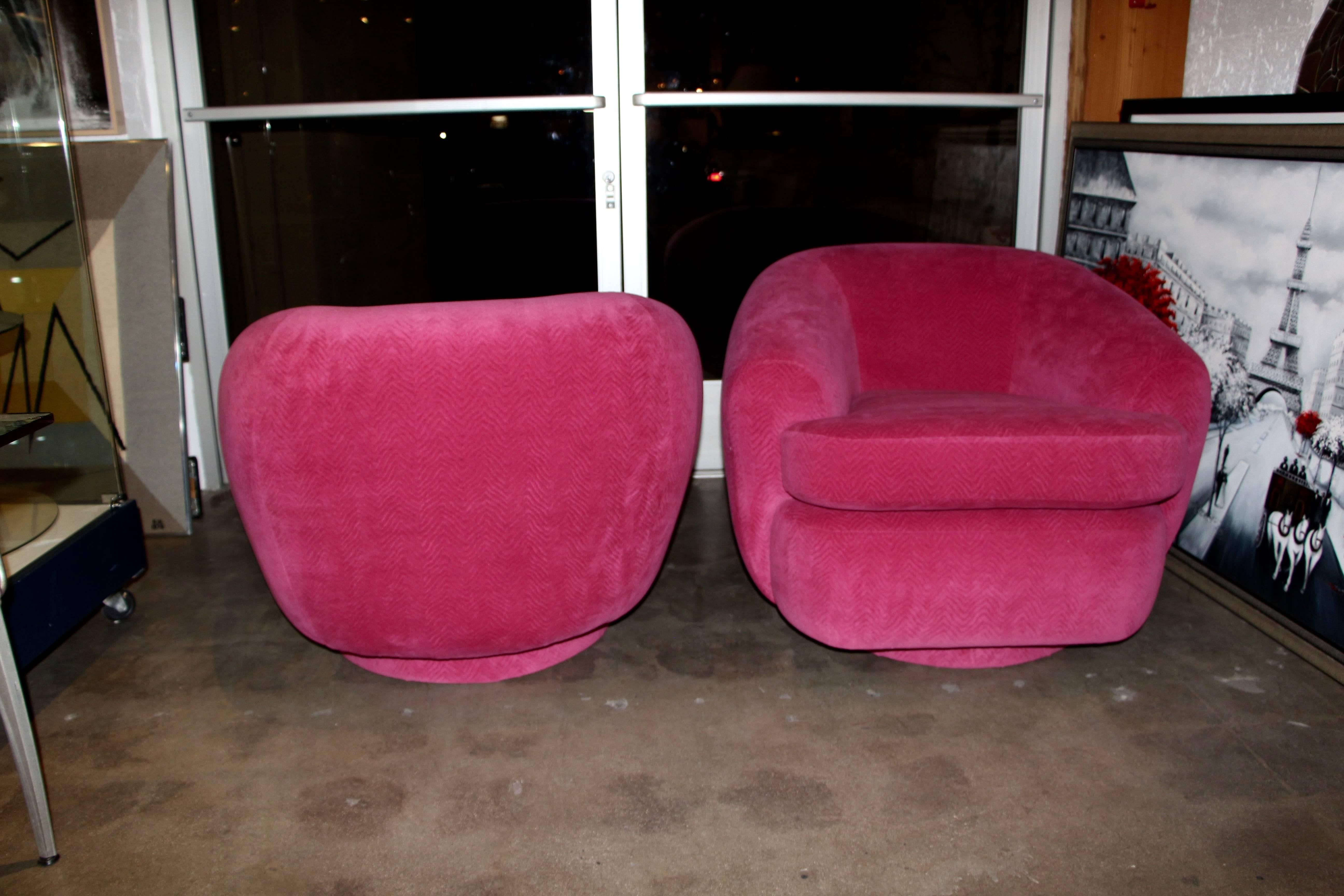 American Pair of Club or Lounge Swivel Chairs in Hot Pink Wool Mohair