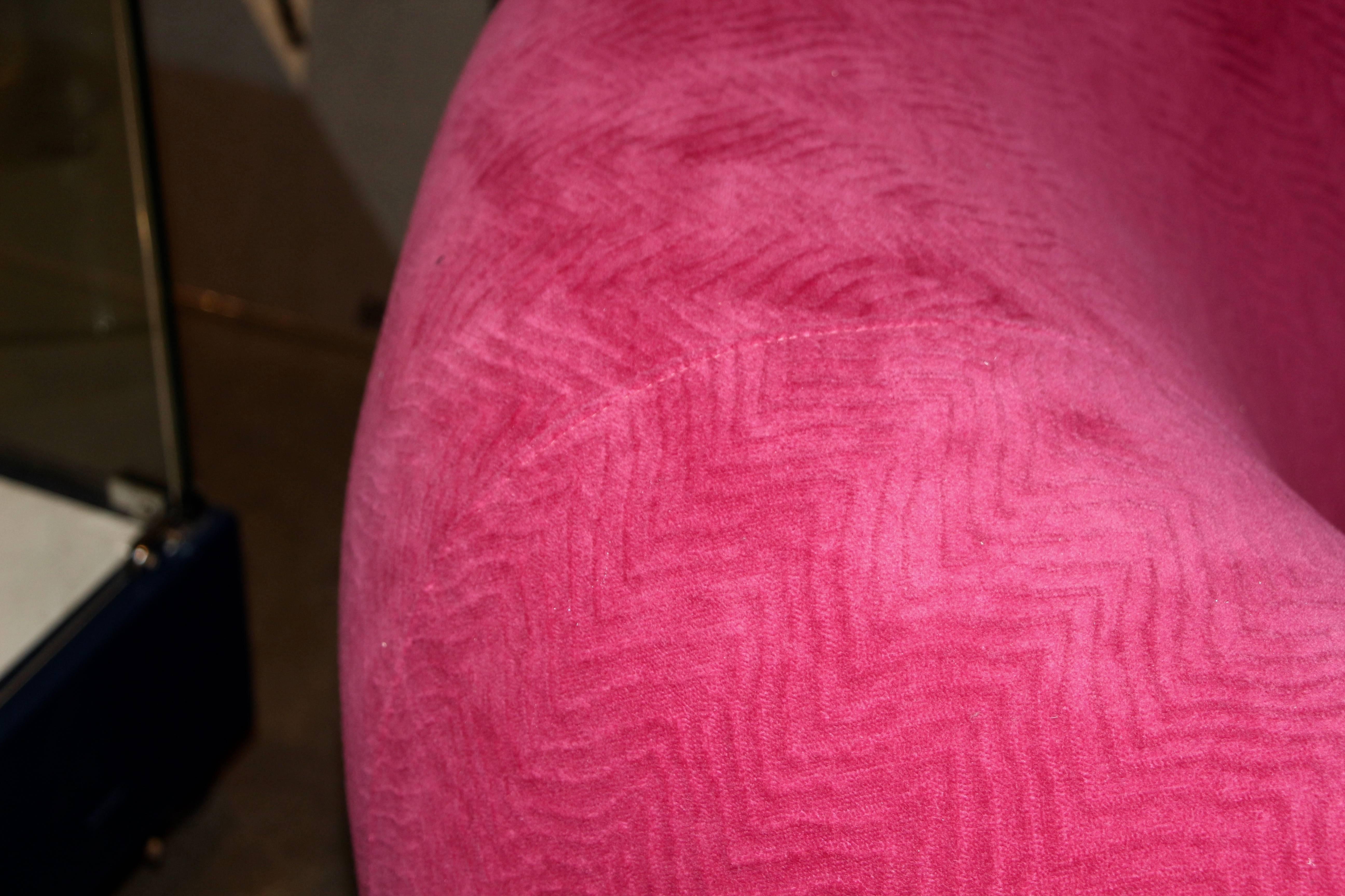 Pair of Club or Lounge Swivel Chairs in Hot Pink Wool Mohair 1