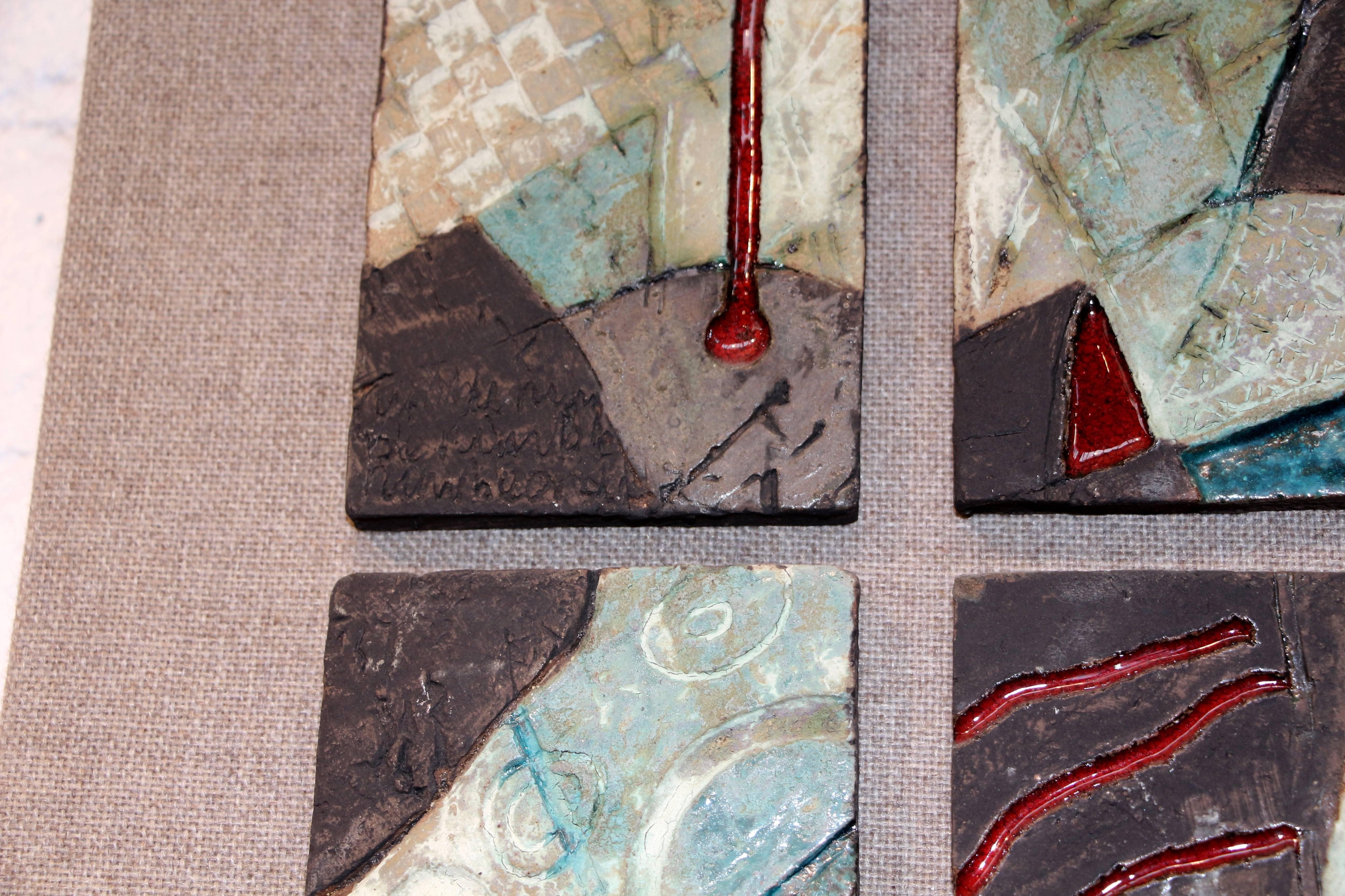 20 carreaux uniques montés en sculpture murale en vente 3