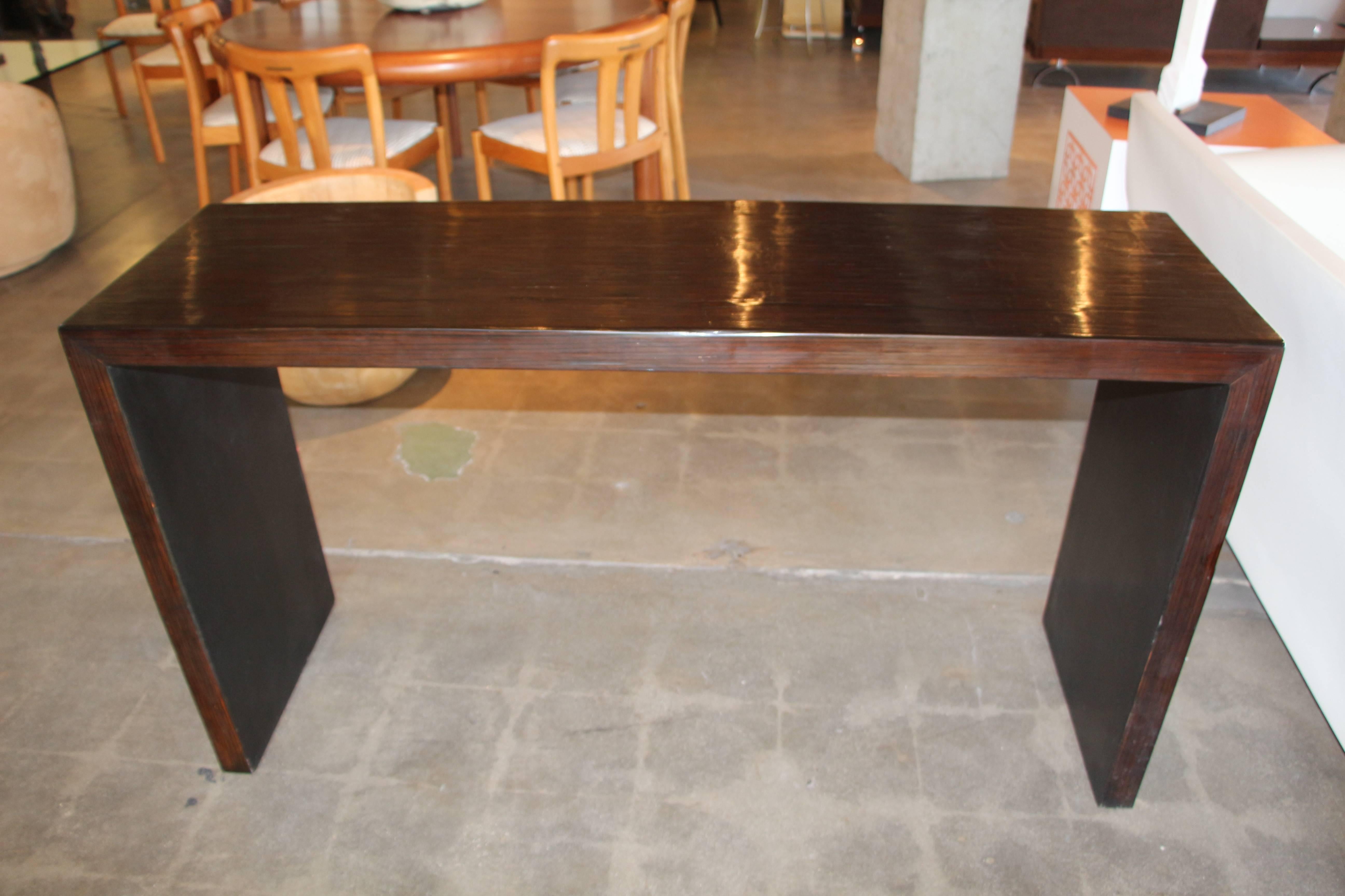 Beautifully Grained Brown Console probably bamboo veneered For Sale 4