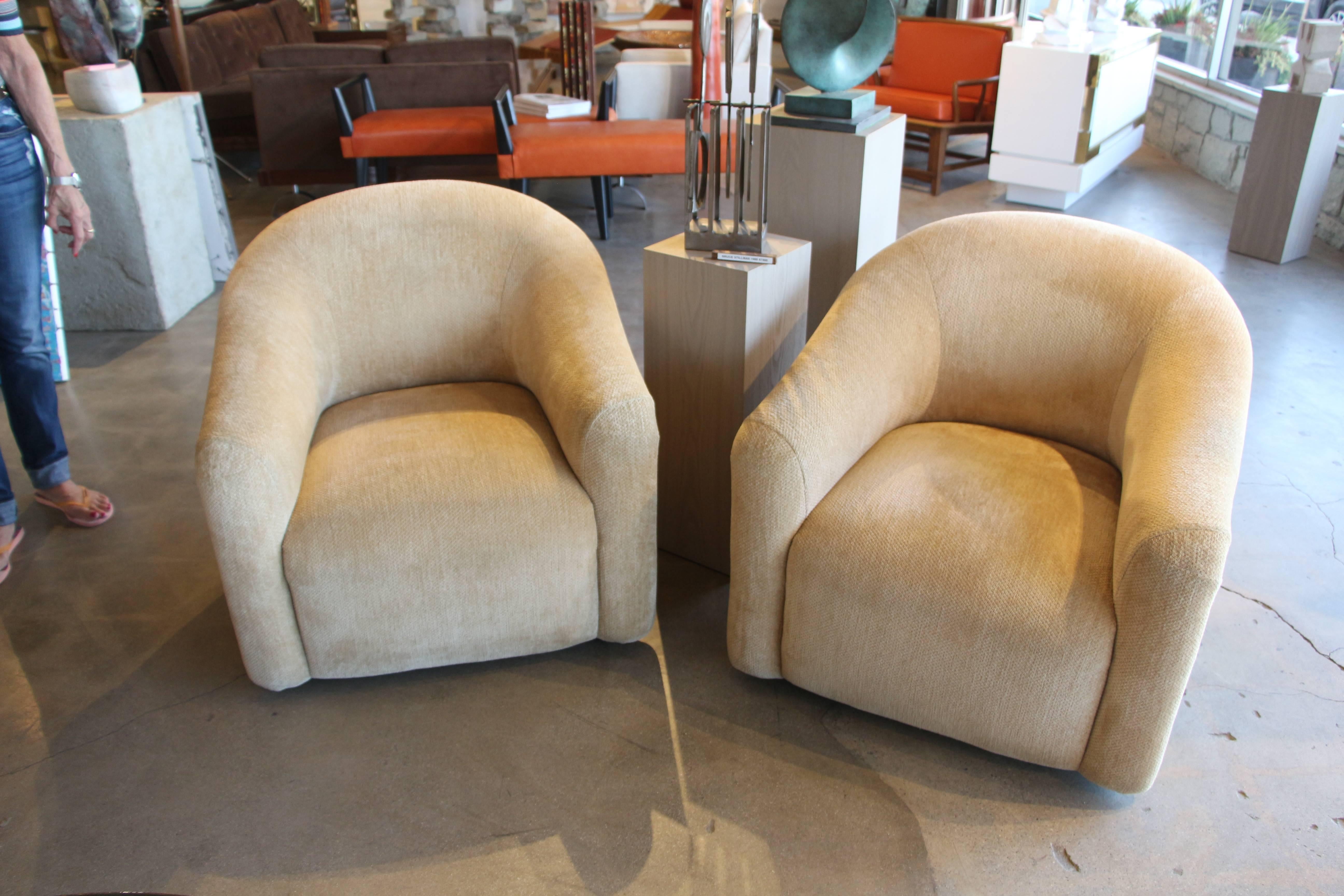A. Rudin Nubby Fabric Club Chairs with Original Labels In Good Condition In Palm Springs, CA