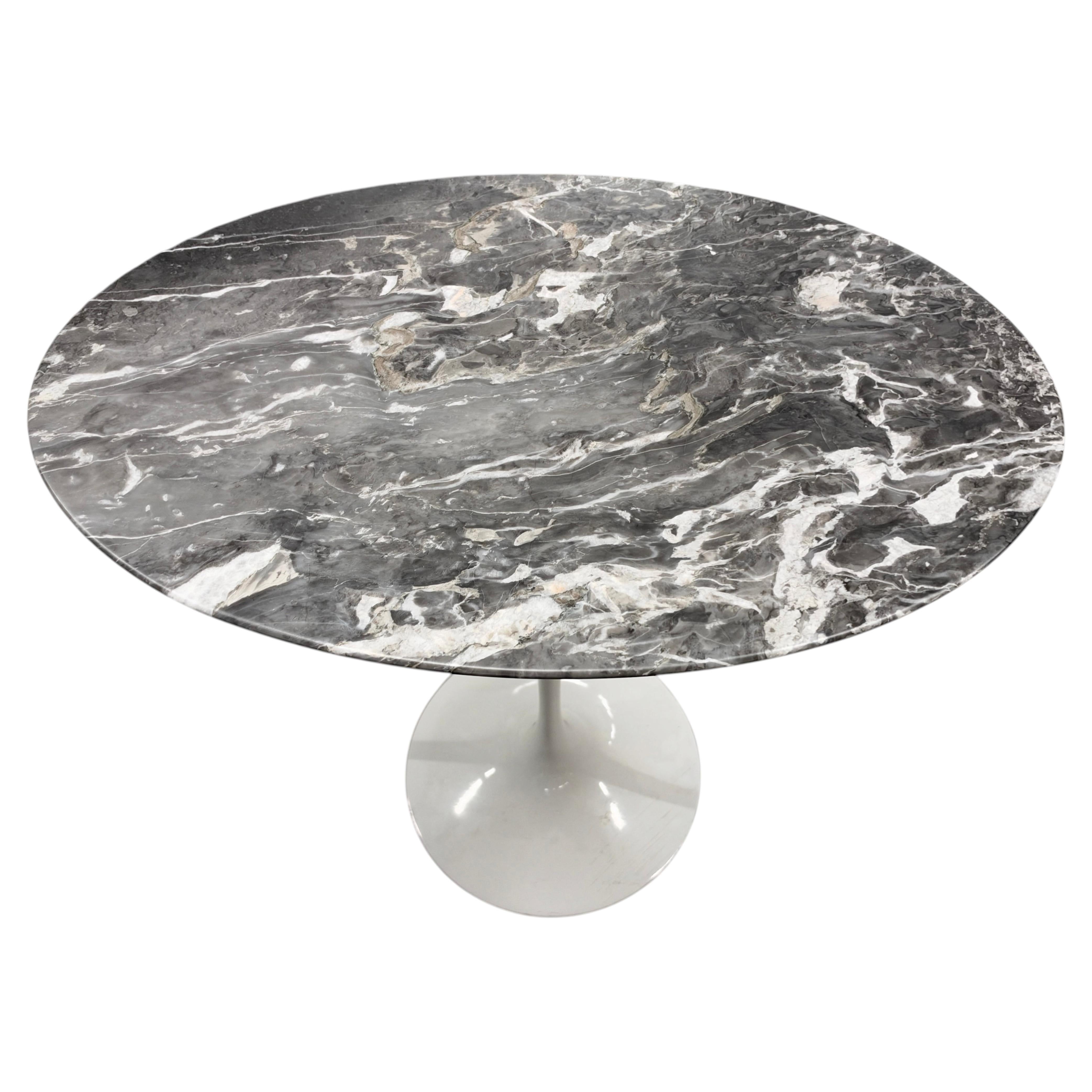 Eero Saarinen Pedestal Table