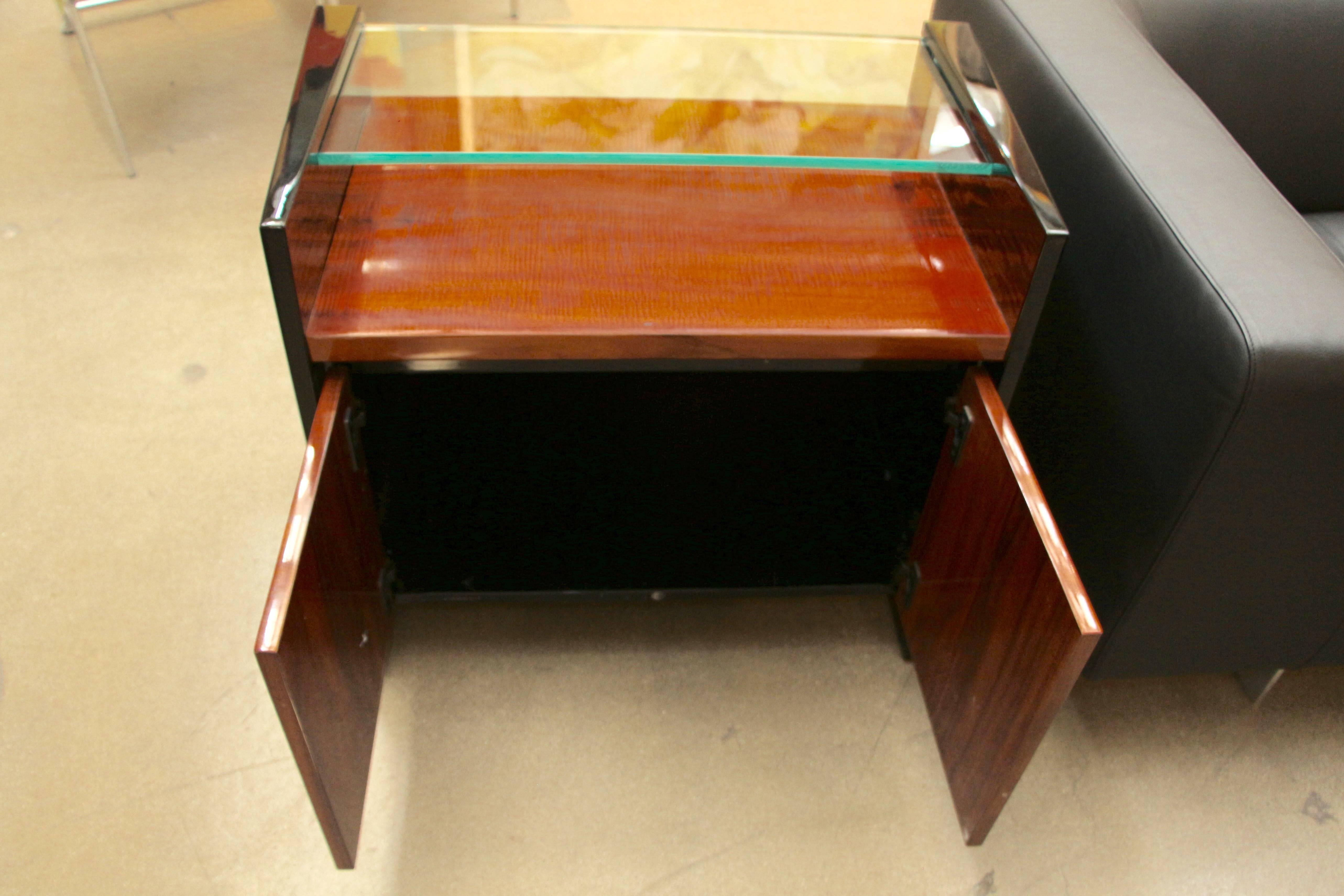 Pair of Beautiful Highly Lacquered End Tables with Glass Shelves In Excellent Condition In Palm Springs, CA