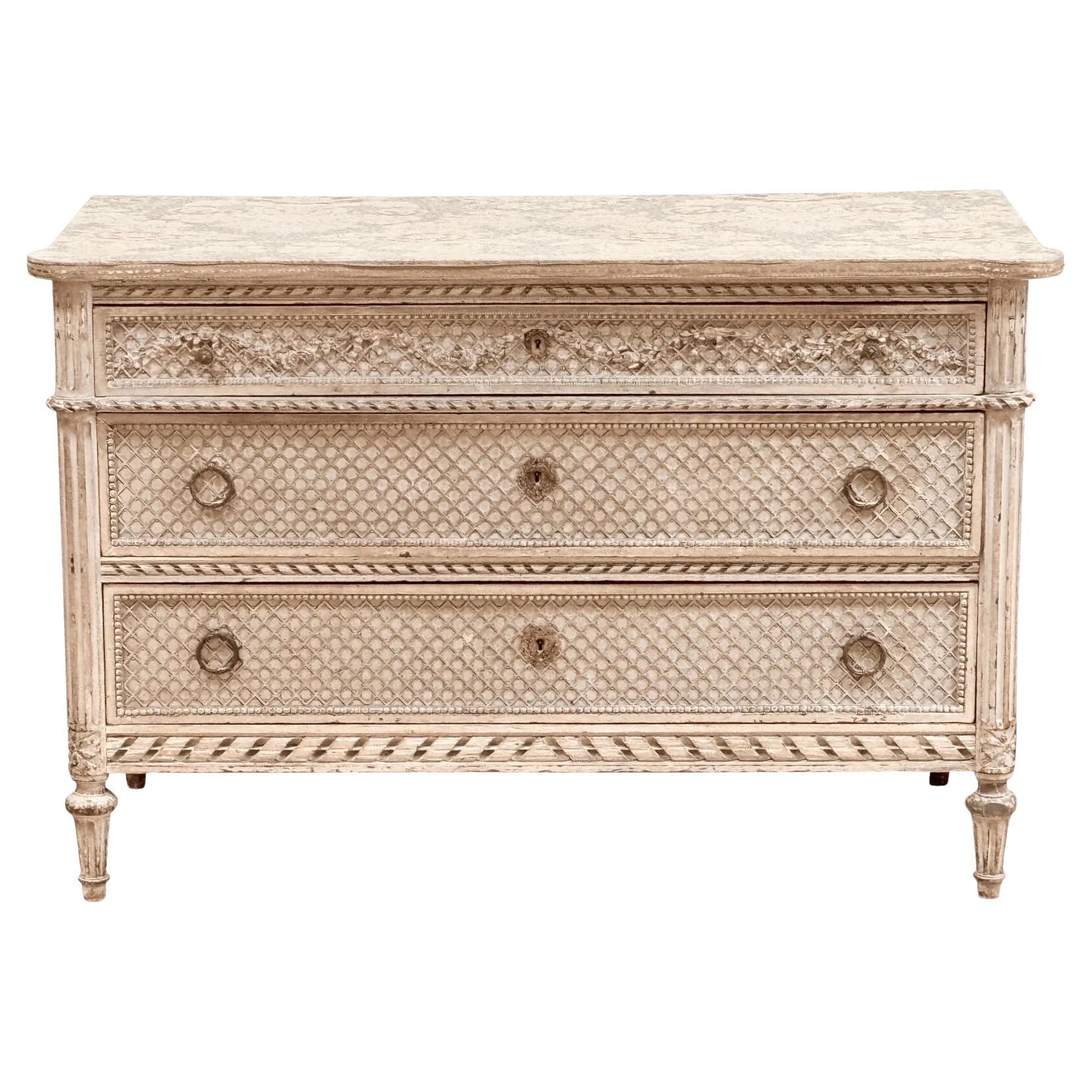 Commode française du XIXe siècle de style Louis XVI, sculptée et peinte