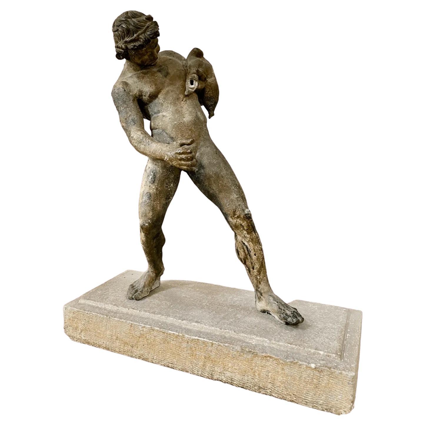 Figura in bronzo di un satiro in vendita