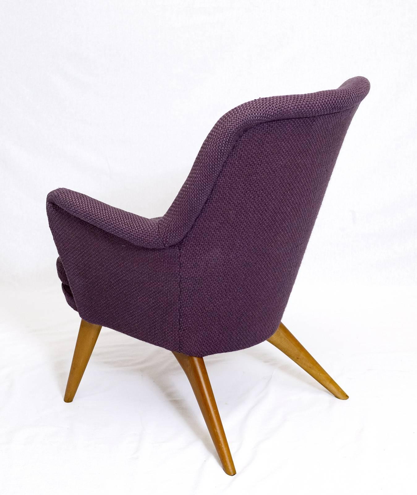 Carl Gustav Hiort af Ornäs Lounge Chair In Good Condition For Sale In Los Angeles, CA
