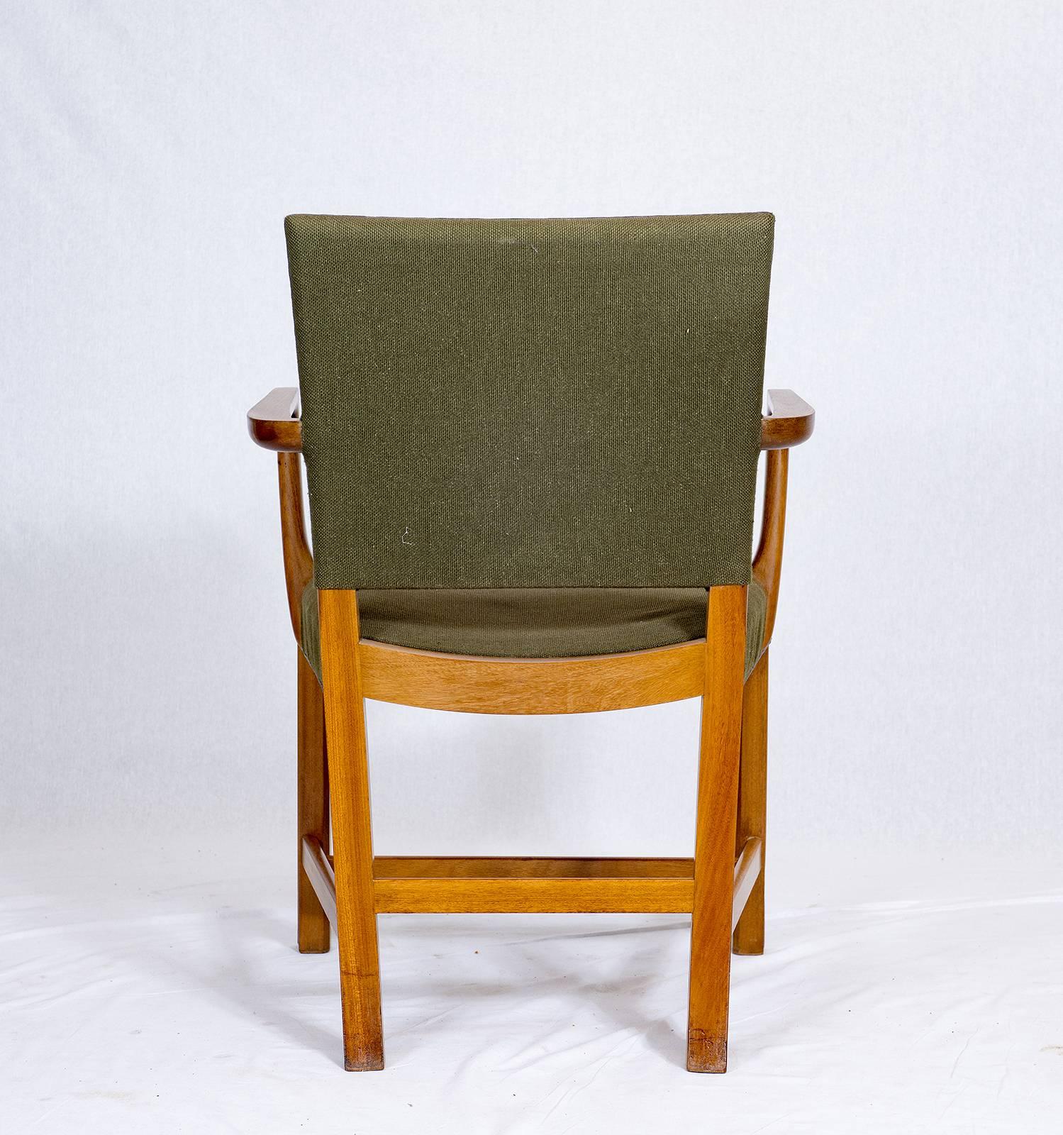 Tissu Paire de fauteuils Kaare Klint en vente