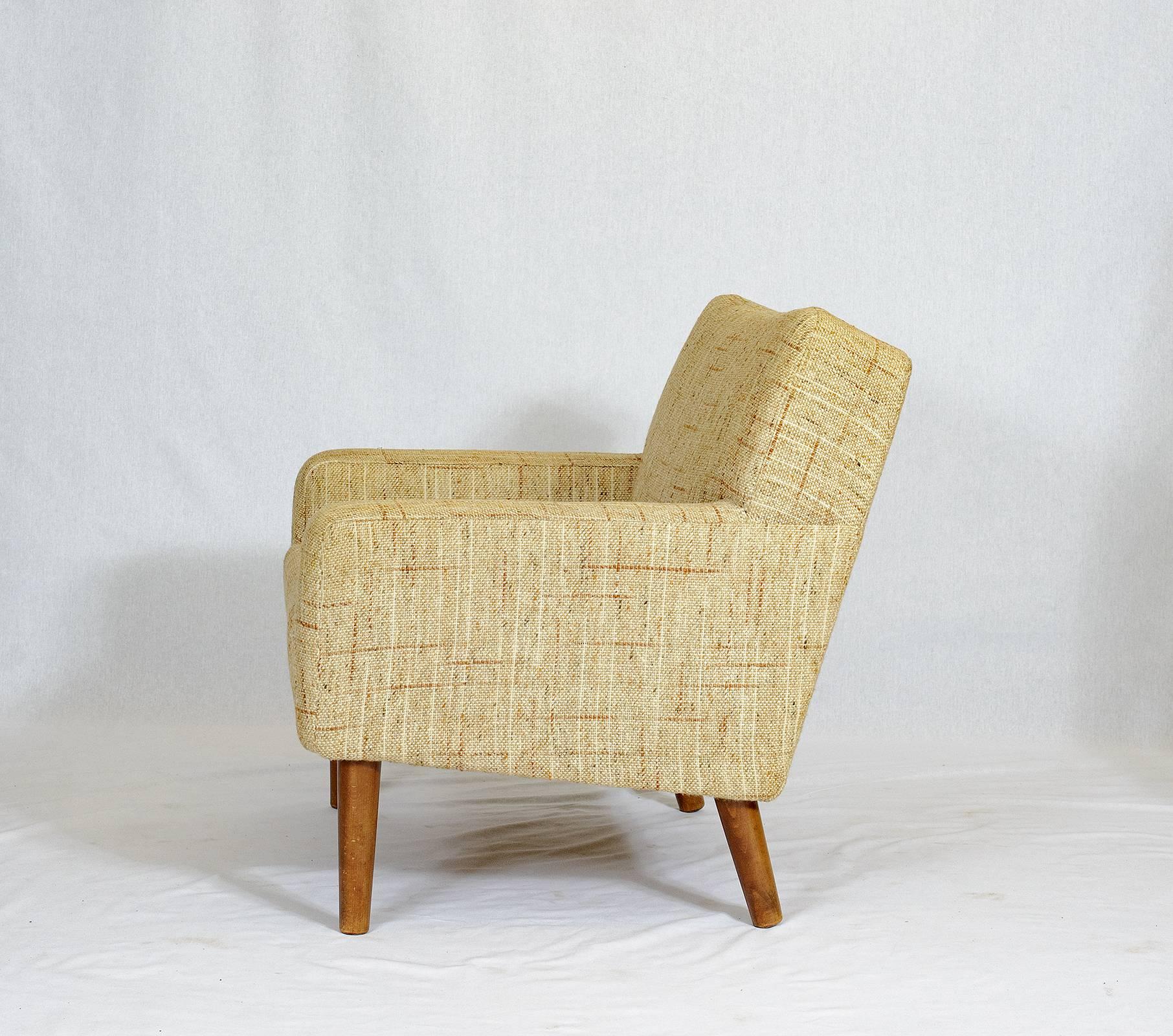 Mid-20th Century Hans Wegner AP-33 Lounge Chair For Sale