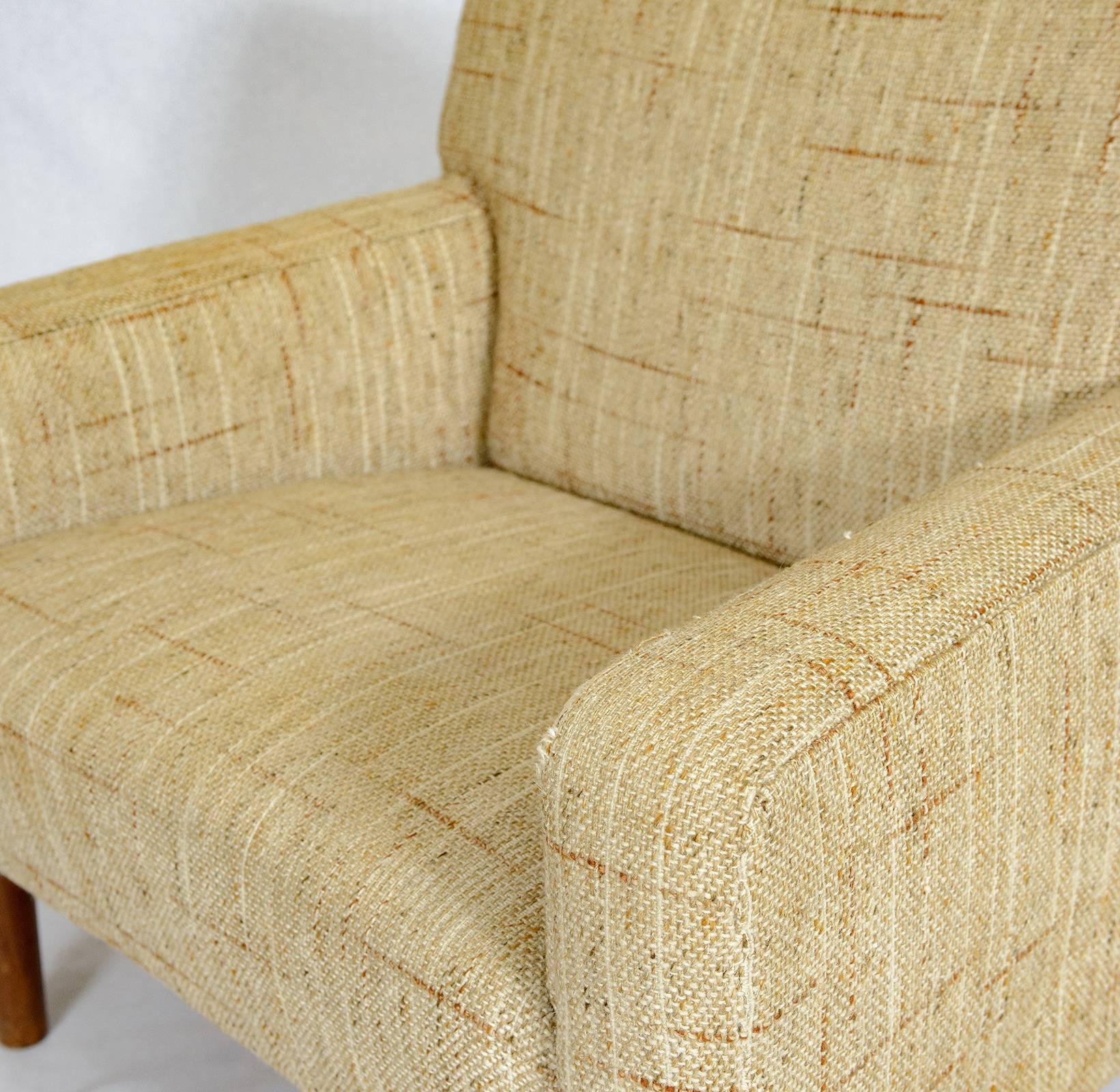Hans Wegner AP-33 Lounge Chair For Sale 2
