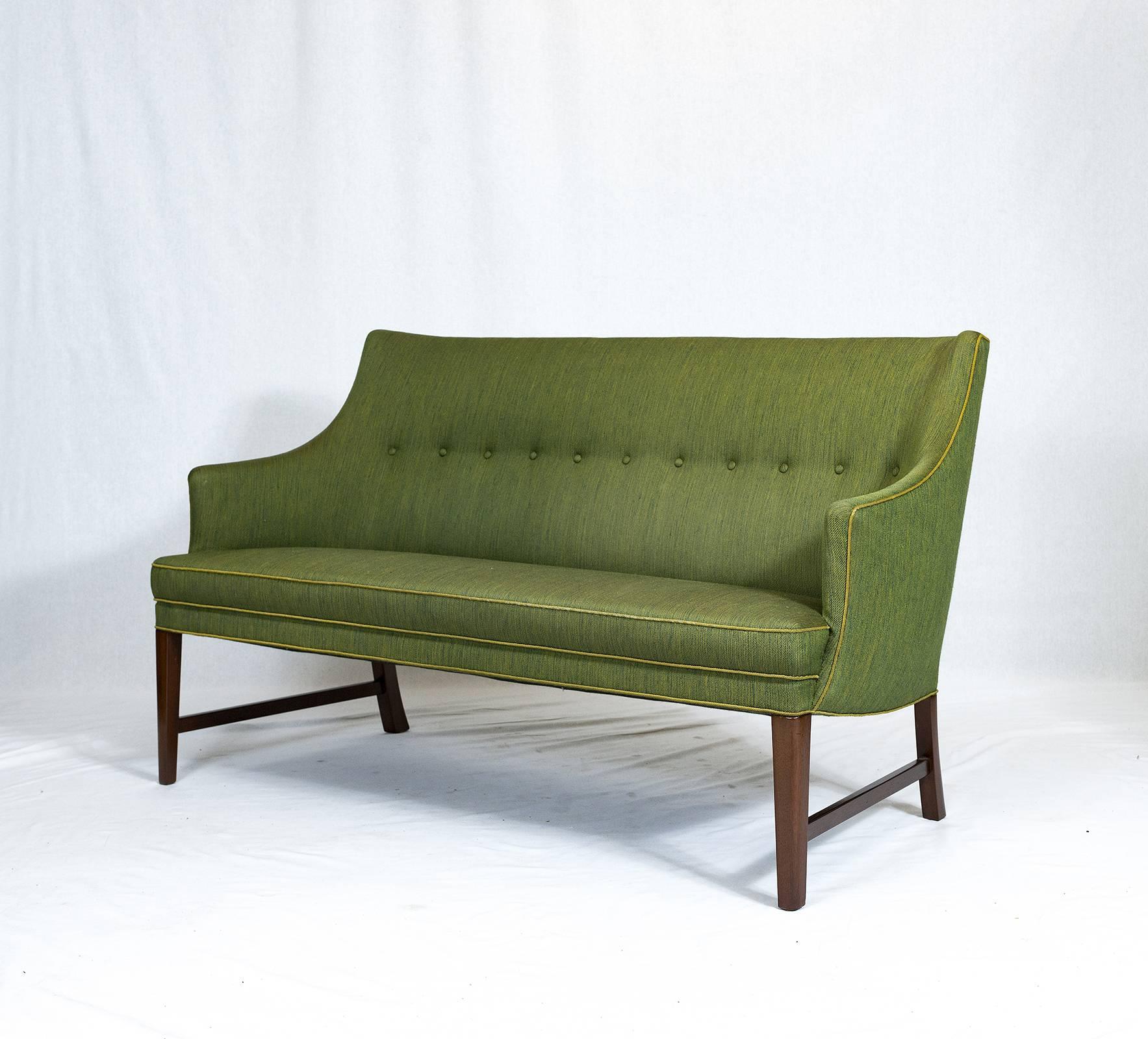 Frits Henningsen-Sofa (Skandinavische Moderne) im Angebot
