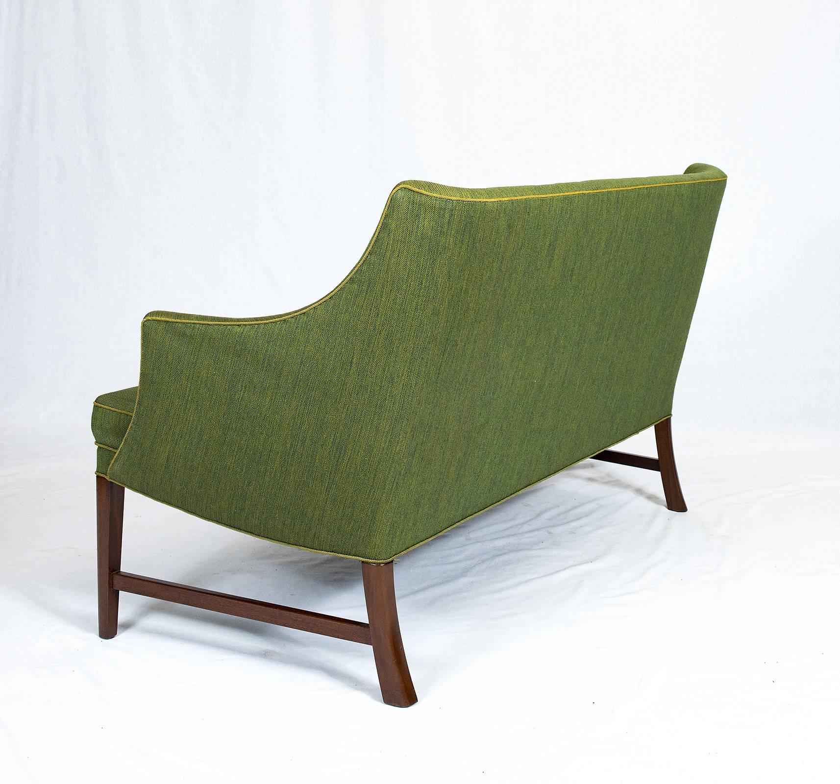 Frits Henningsen Settee In Good Condition For Sale In Los Angeles, CA
