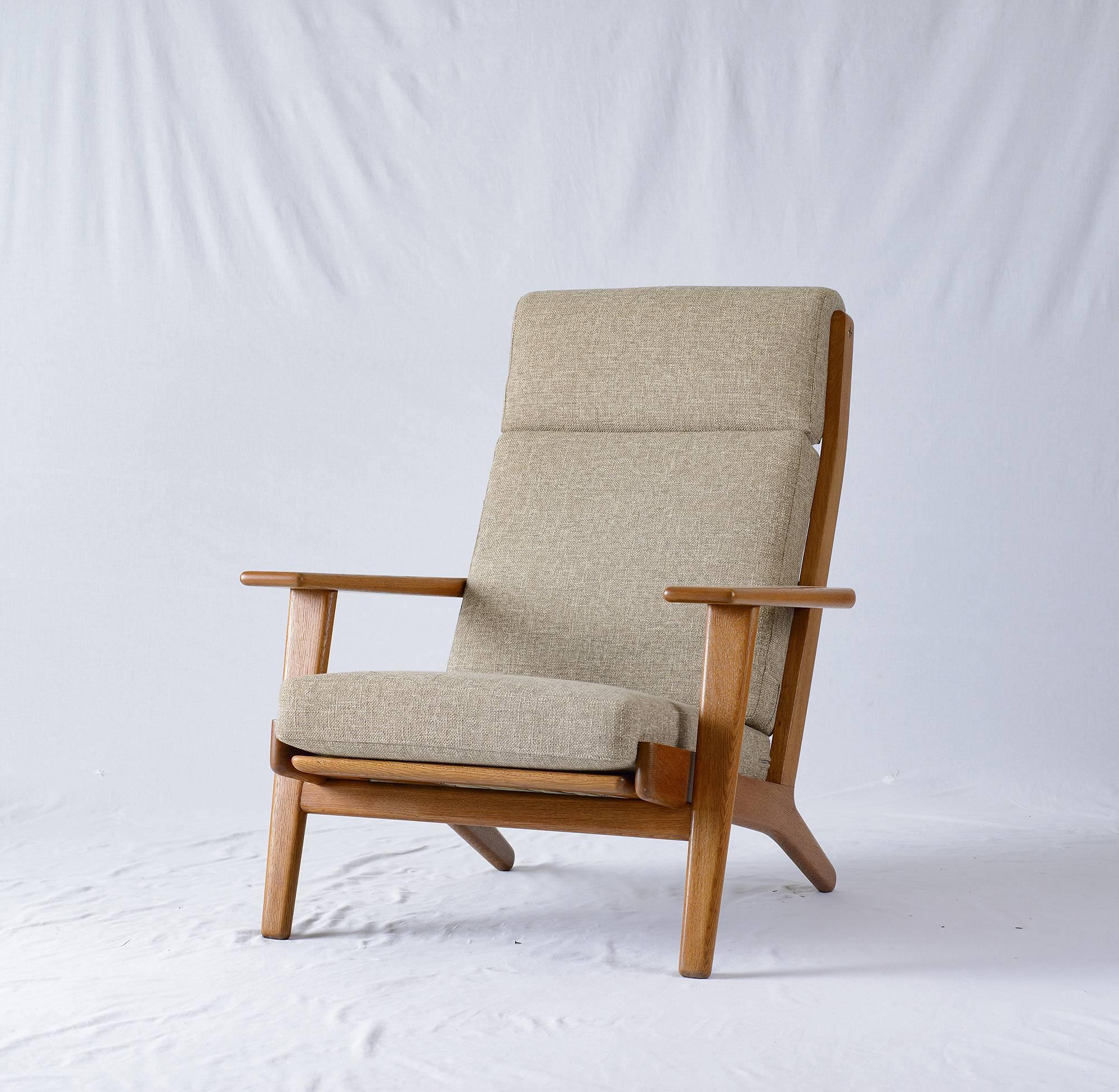 Scandinave moderne Hans Wegner fauteuil de salon à haut dossier GE-290