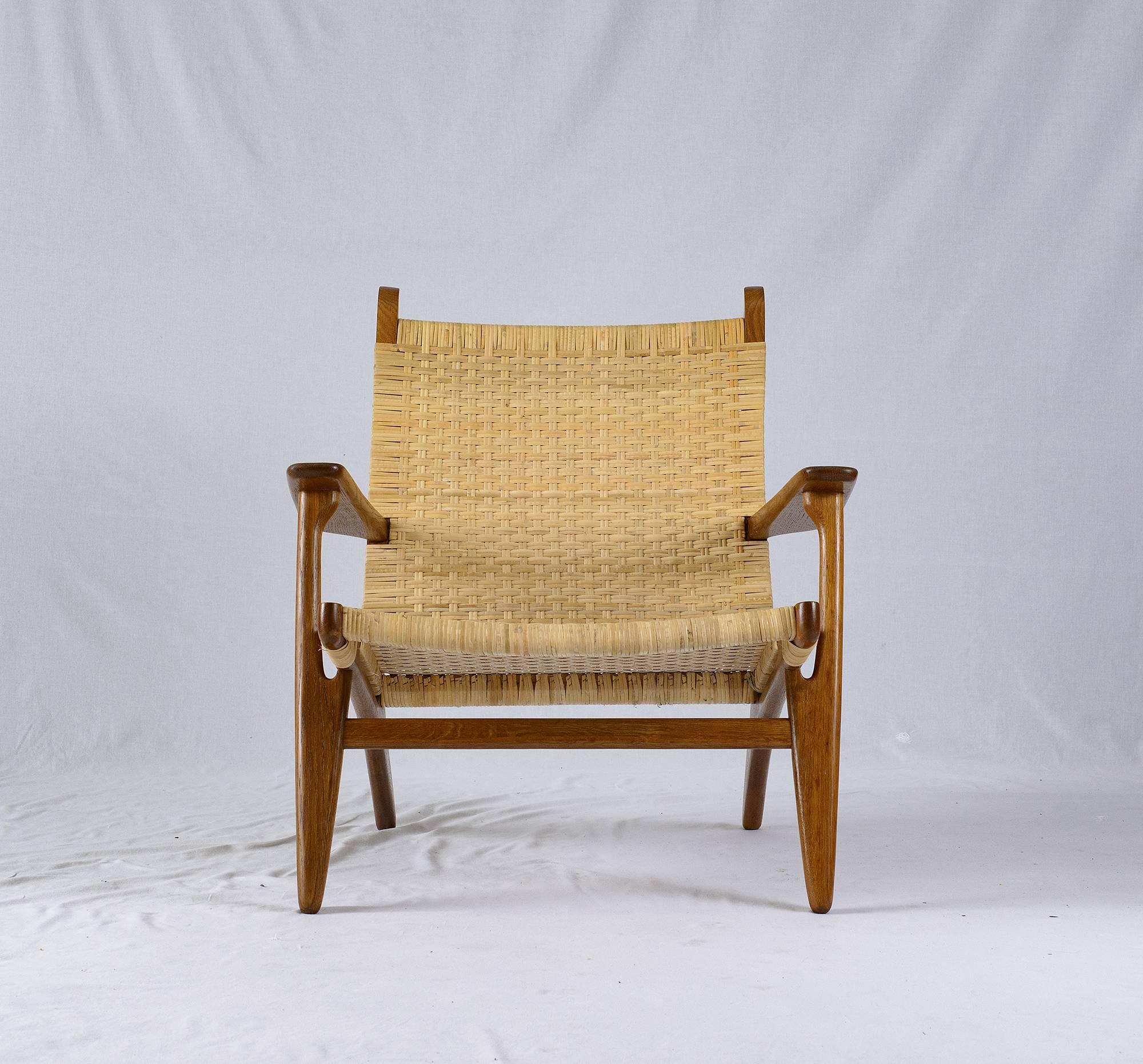 Hans Wegner CH-27 lounge chair designed in 1949 and produced by Carl Hansen.