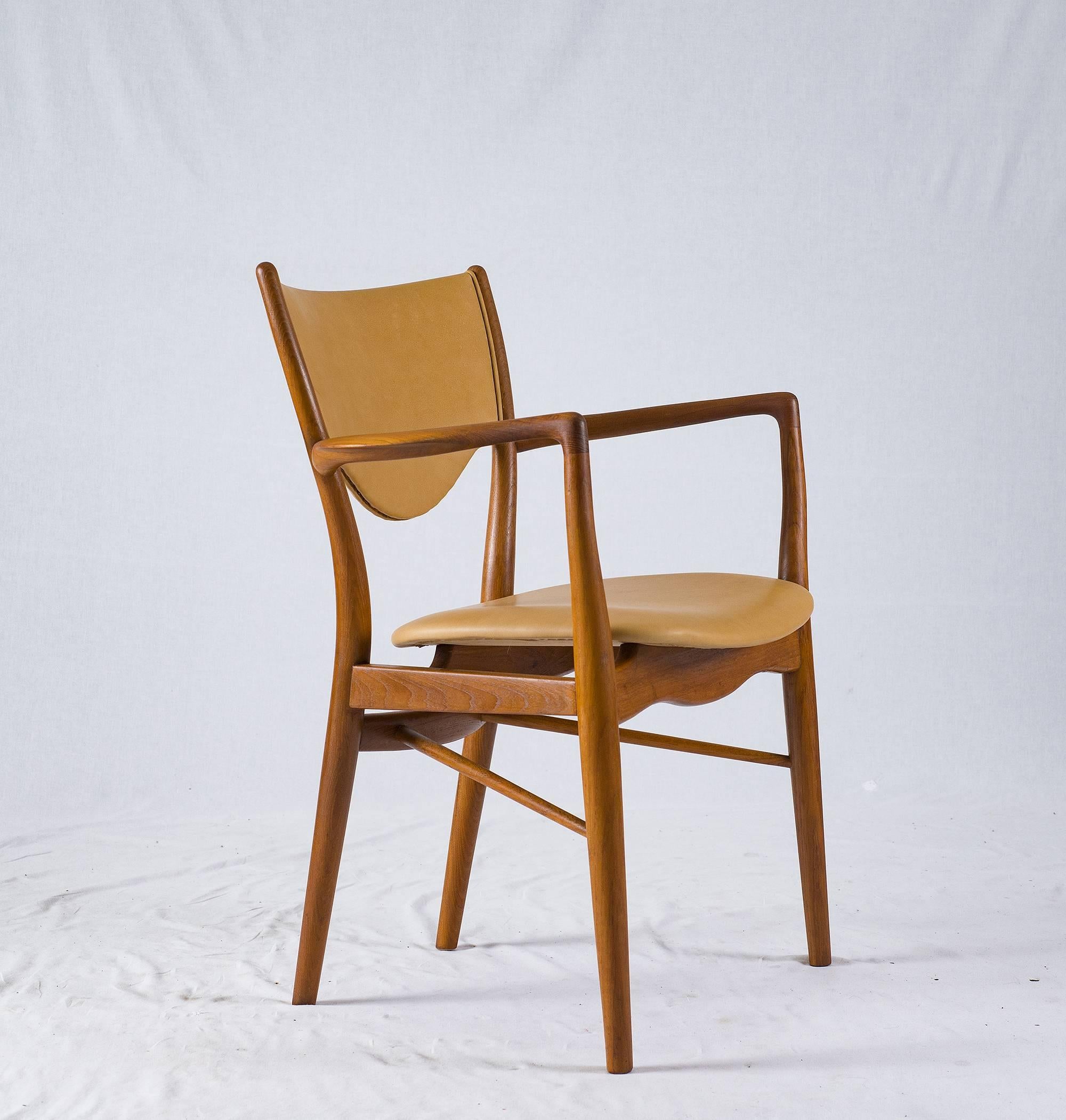Pair of Finn Juhl BO-46 armchairs designed in 1953 and produced by Bovirke.