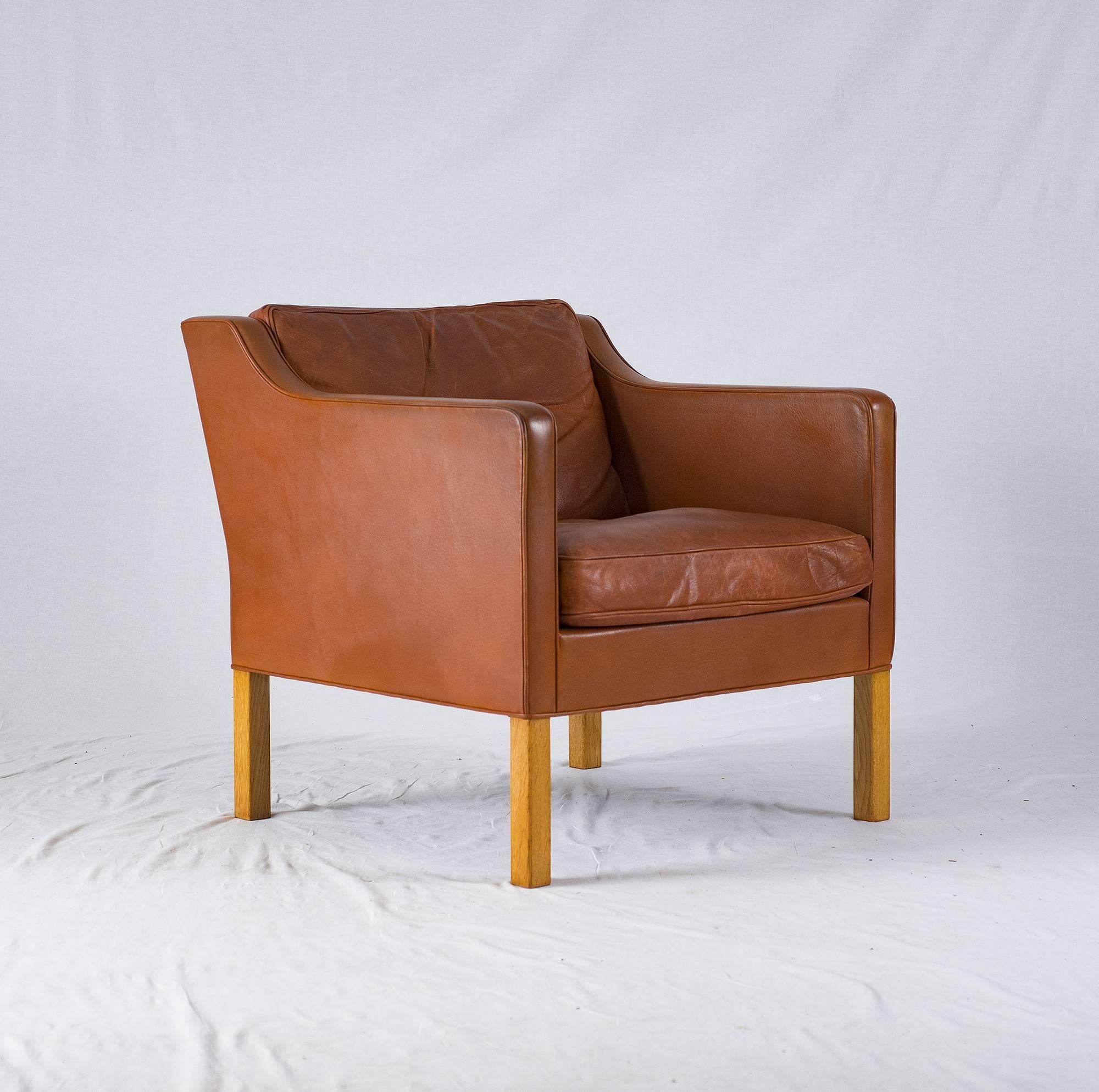 Børge Mogensen model 2321 leather lounge chair designed in 1972 and produced by Fredericia.