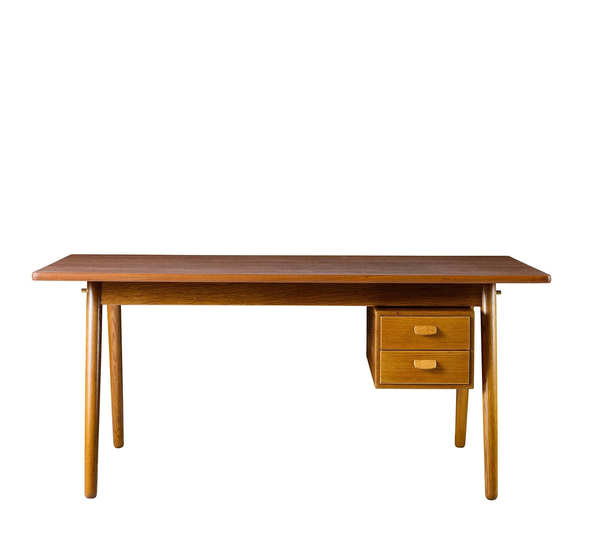 Poul Volther writing desk.