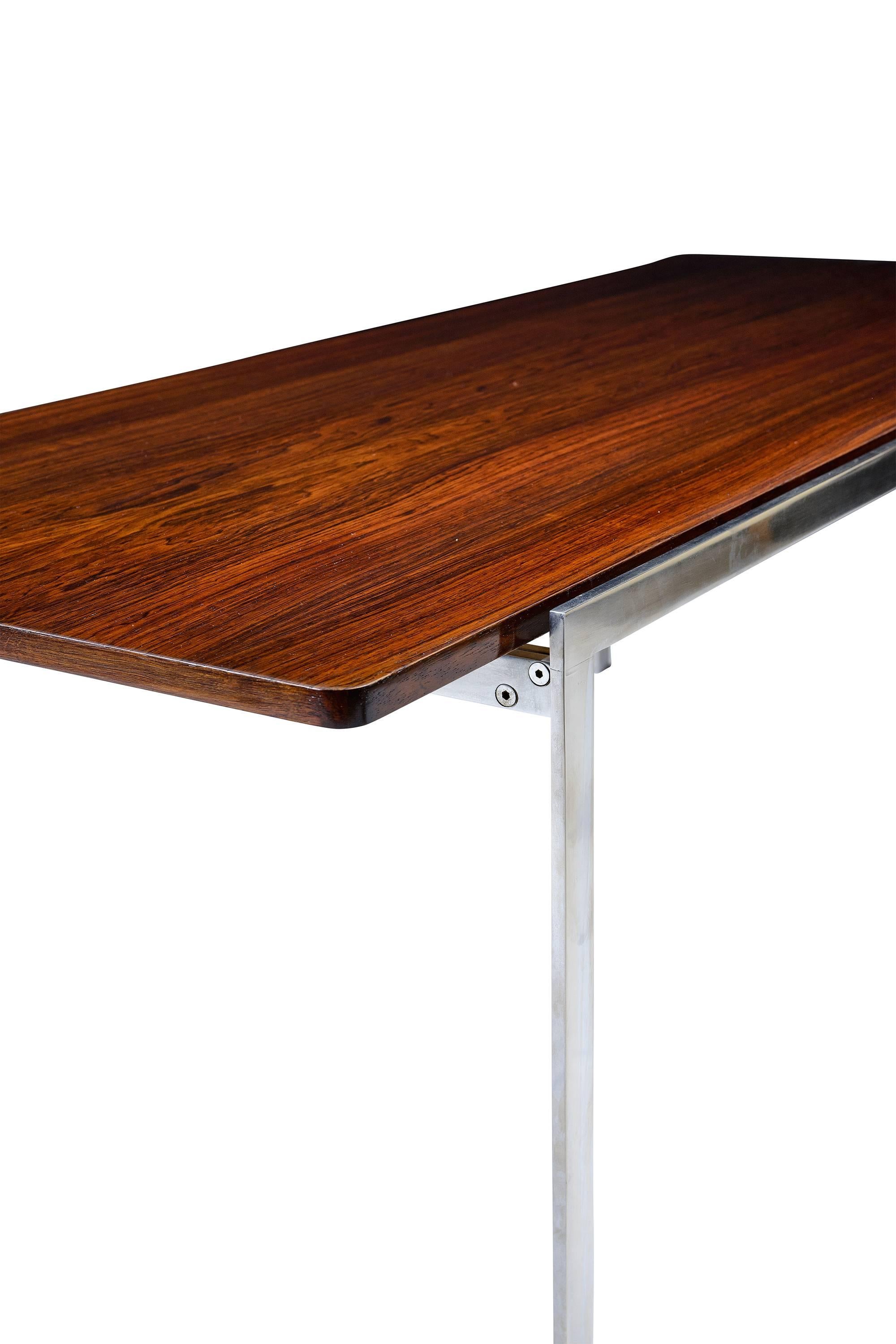 Mid-Century Modern Arne Jacobsen Model 3501 Rosewood Coffee Table