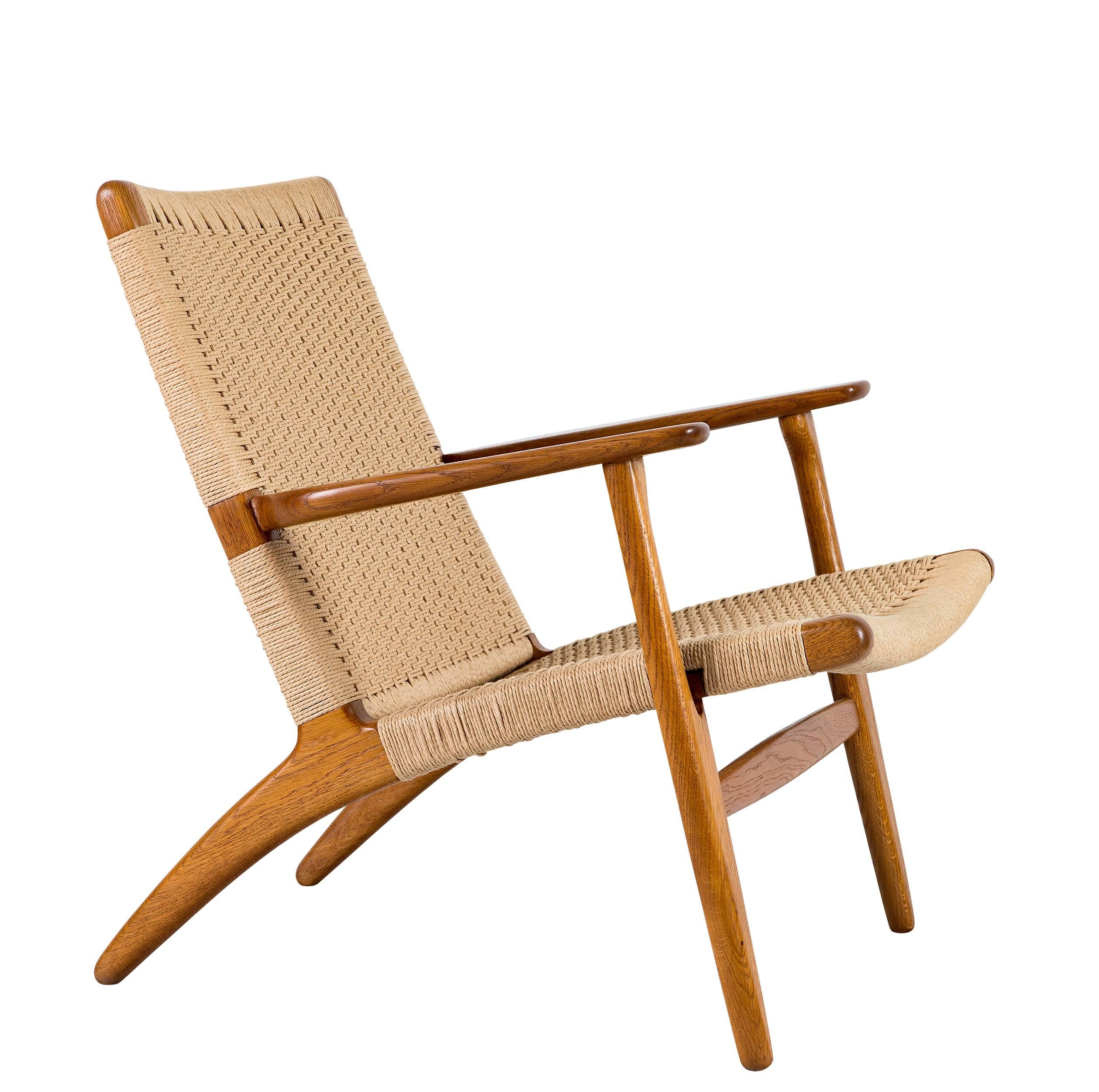 Hans Wegner CH-25 lounge chair designed in 1951 and produced by Carl Hansen & Son.