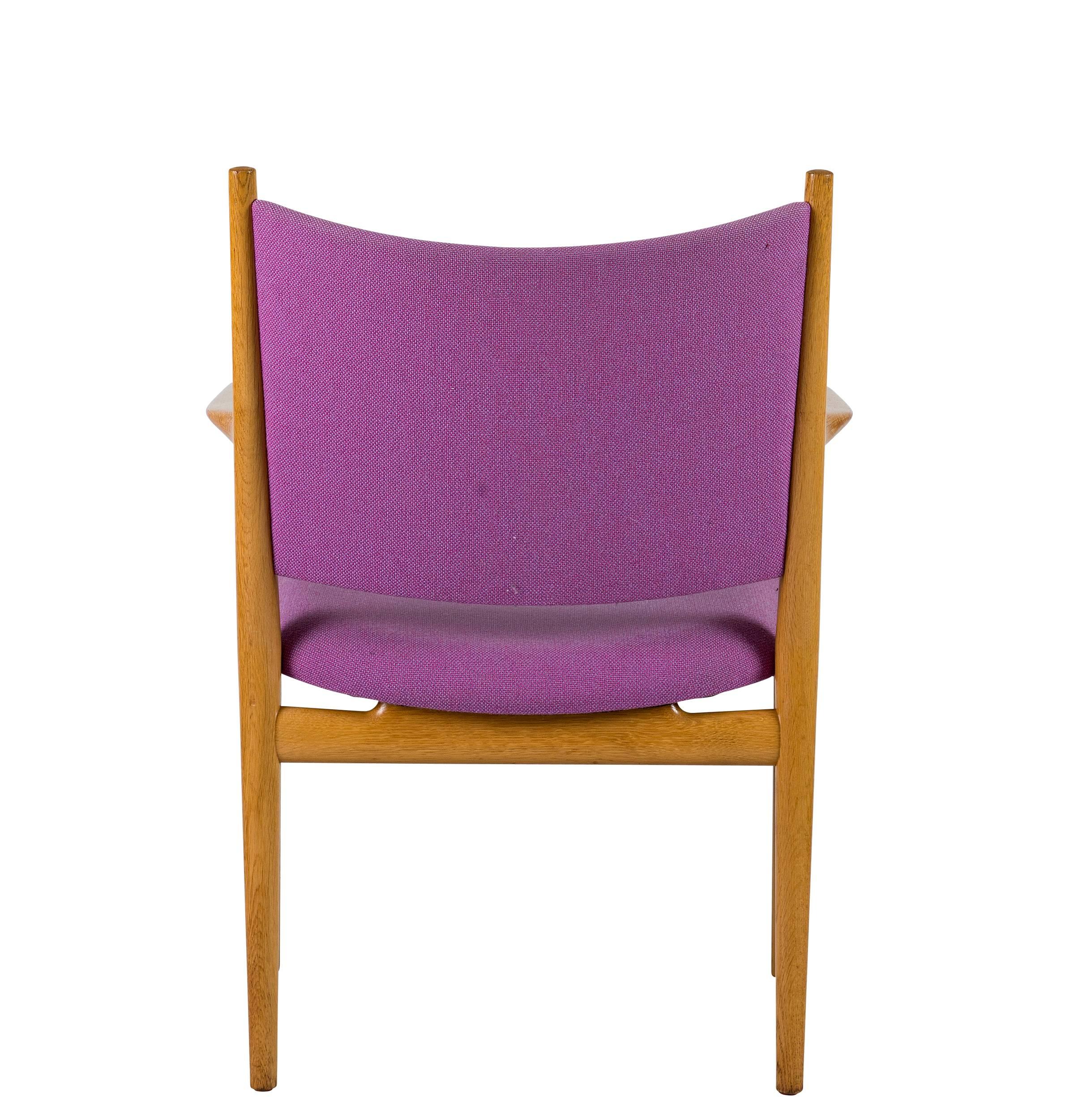 Tissu 6 fauteuils Hans Wegner JH-509 en vente