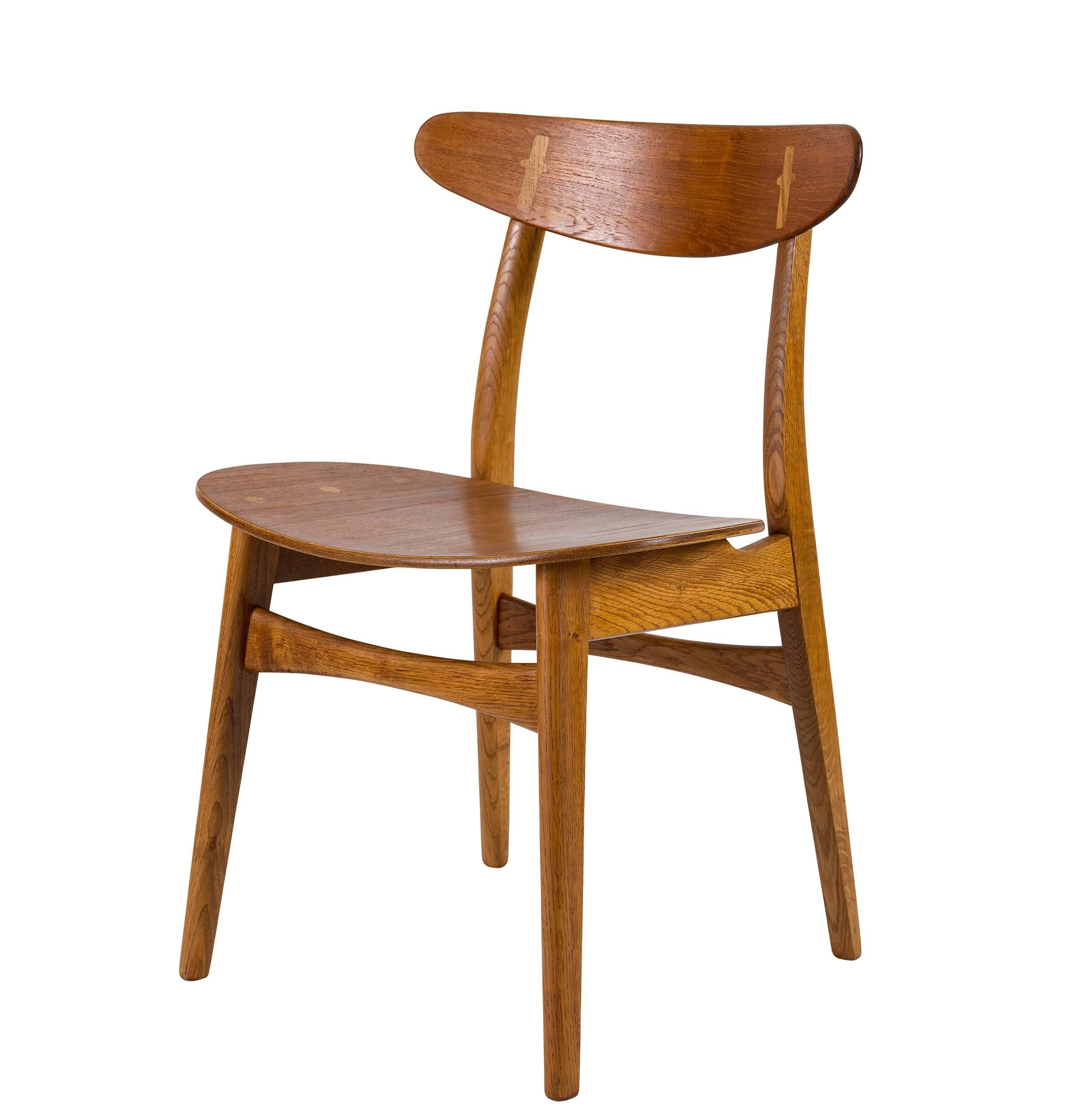 Scandinavian Modern Set of Eight Hans Wegner CH 30 Dining Chairs For Sale