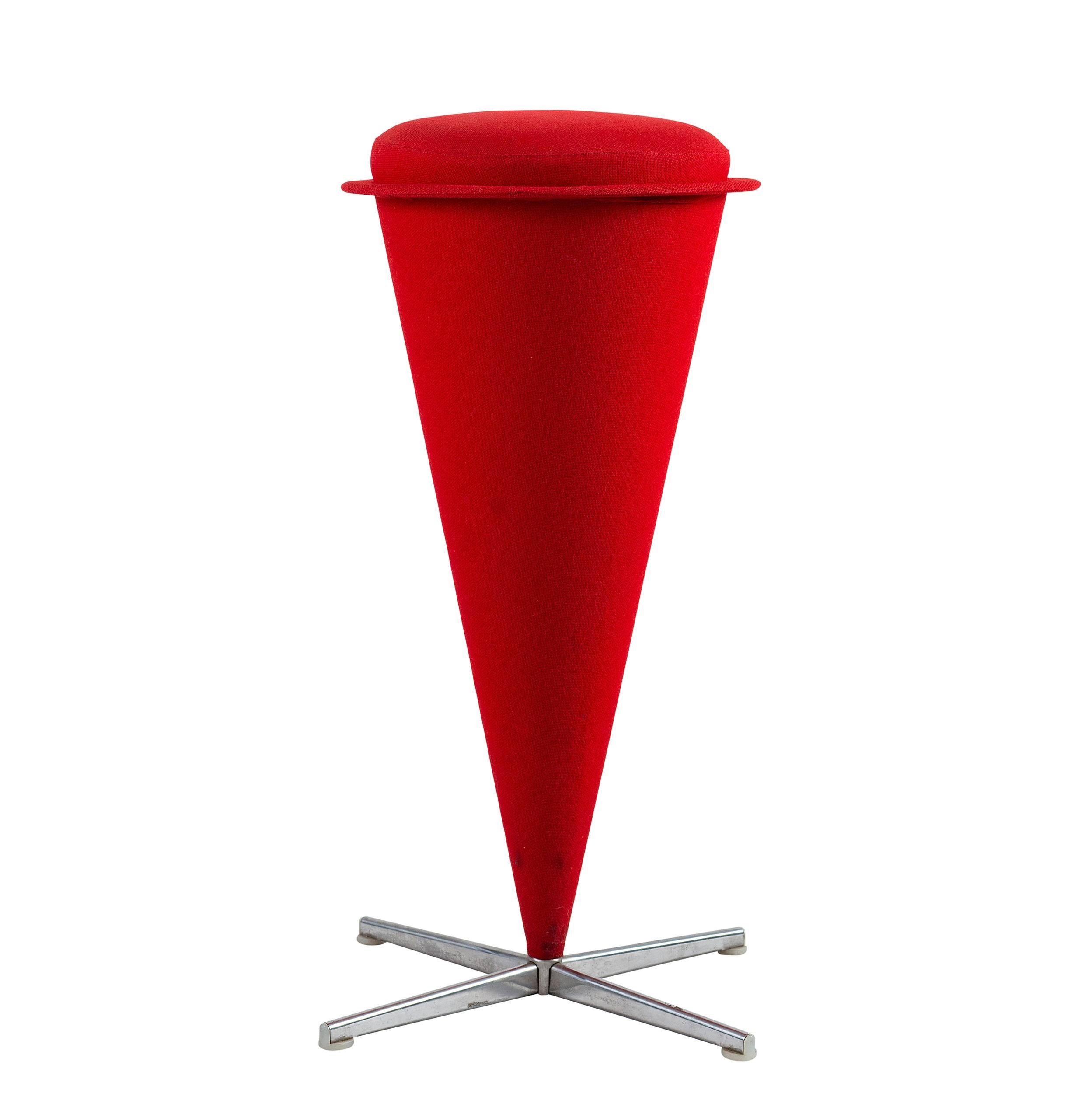 Verner Panton cone bar stools designed in 1958 and produced by Plus-Linje.