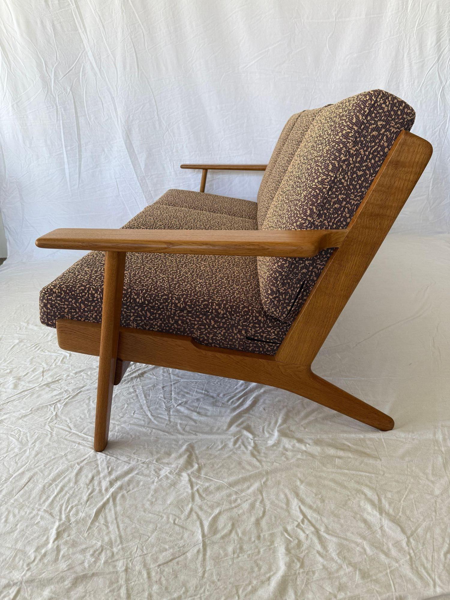 Scandinave moderne Hans Wegner GE-290 en vente