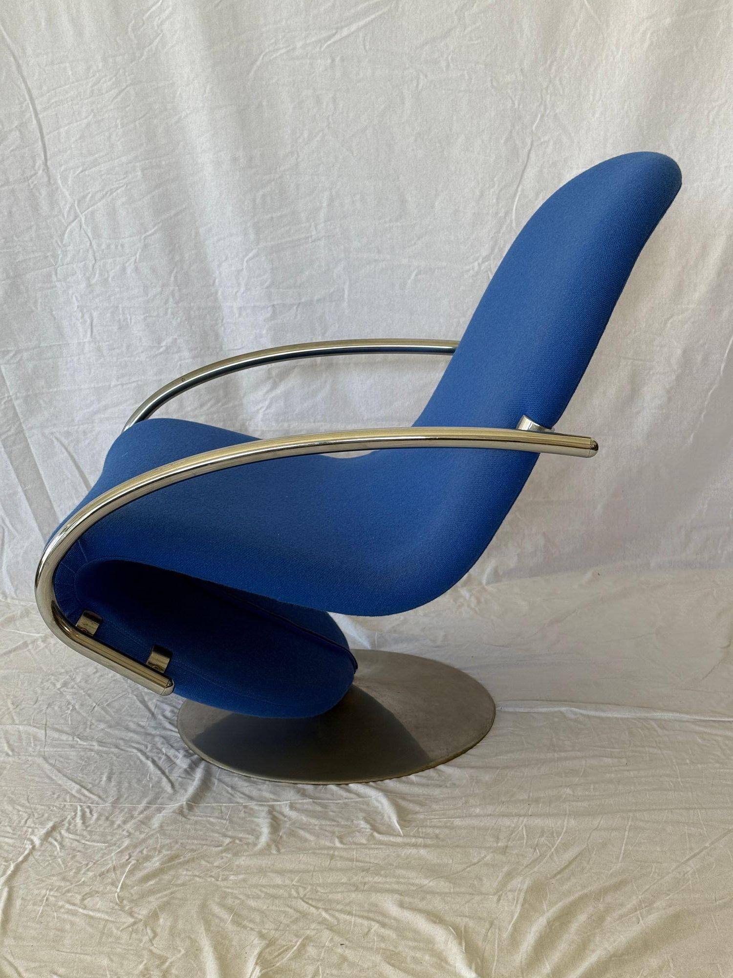 Scandinavian Modern Pair of Verner Panton System 1-2-3 Swivel Lounge Chairs For Sale