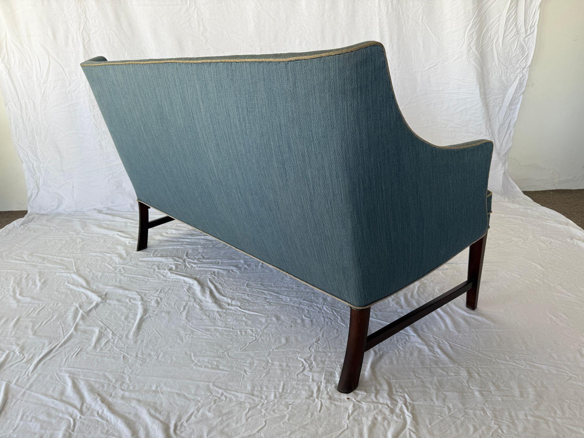 Mid-20th Century Frits Henningsen Settee For Sale