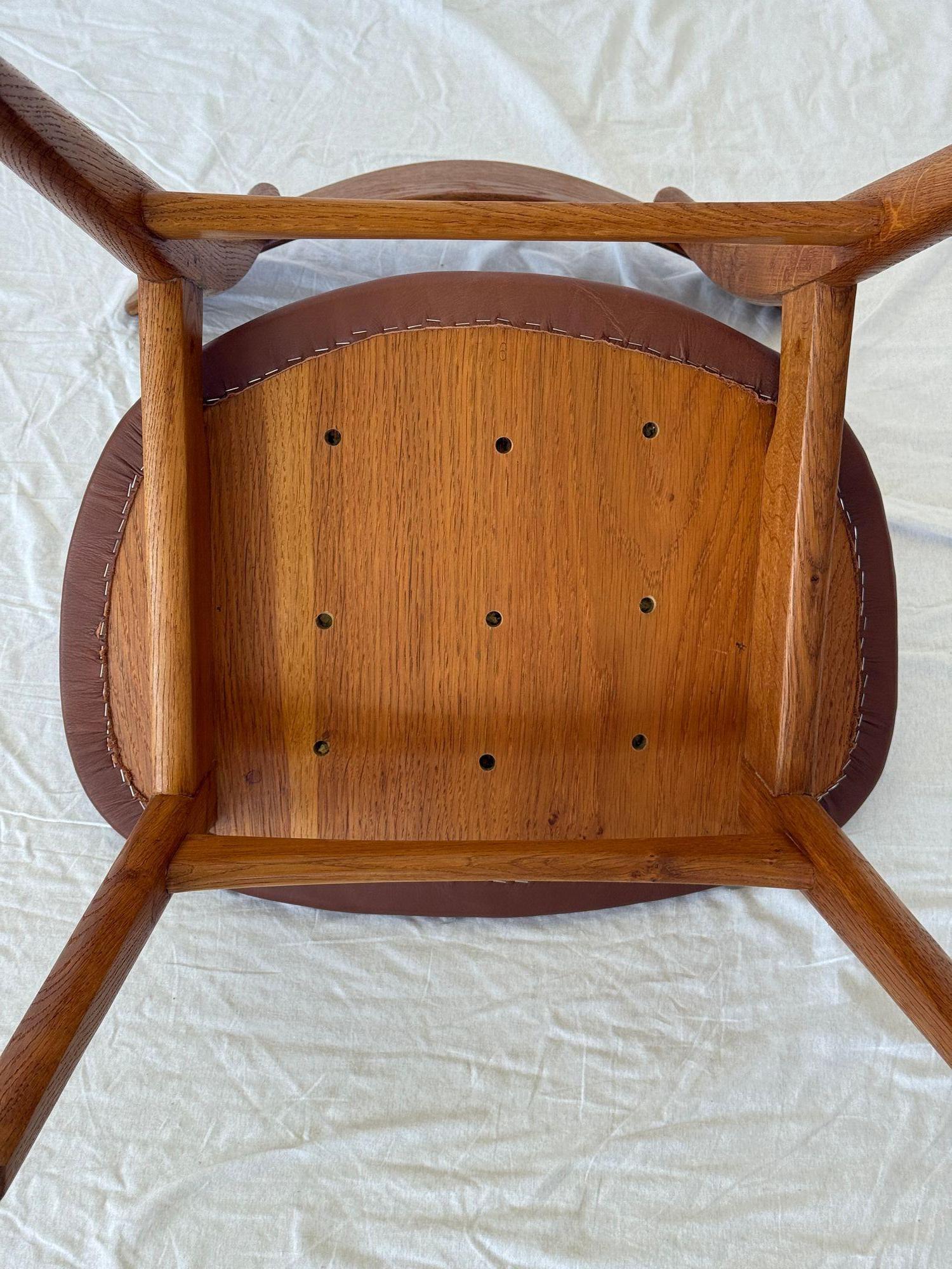 Pelle Set di 4 sedie da pranzo Hans Wegner CH-30 in vendita