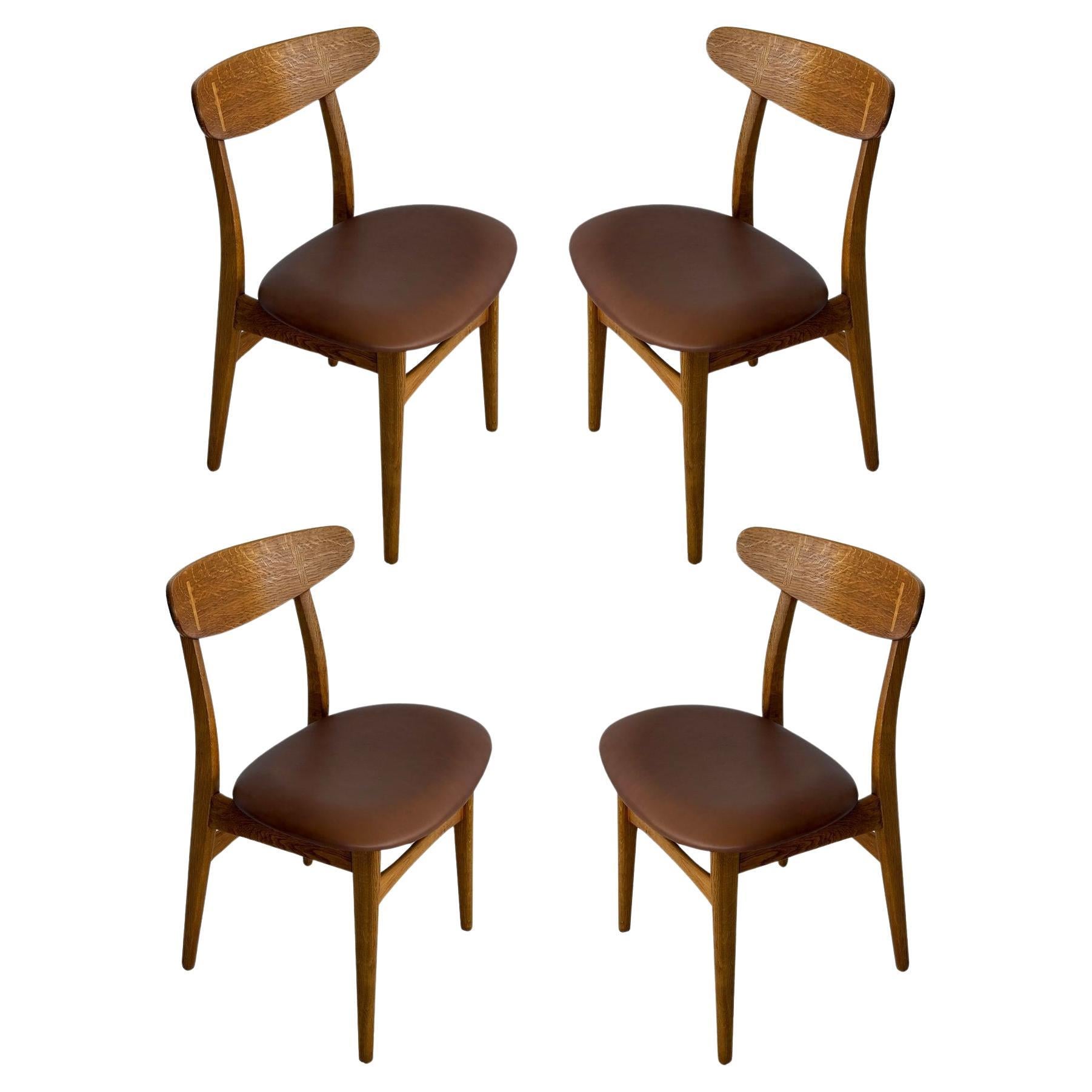 Set di 4 sedie da pranzo Hans Wegner CH-30 in vendita