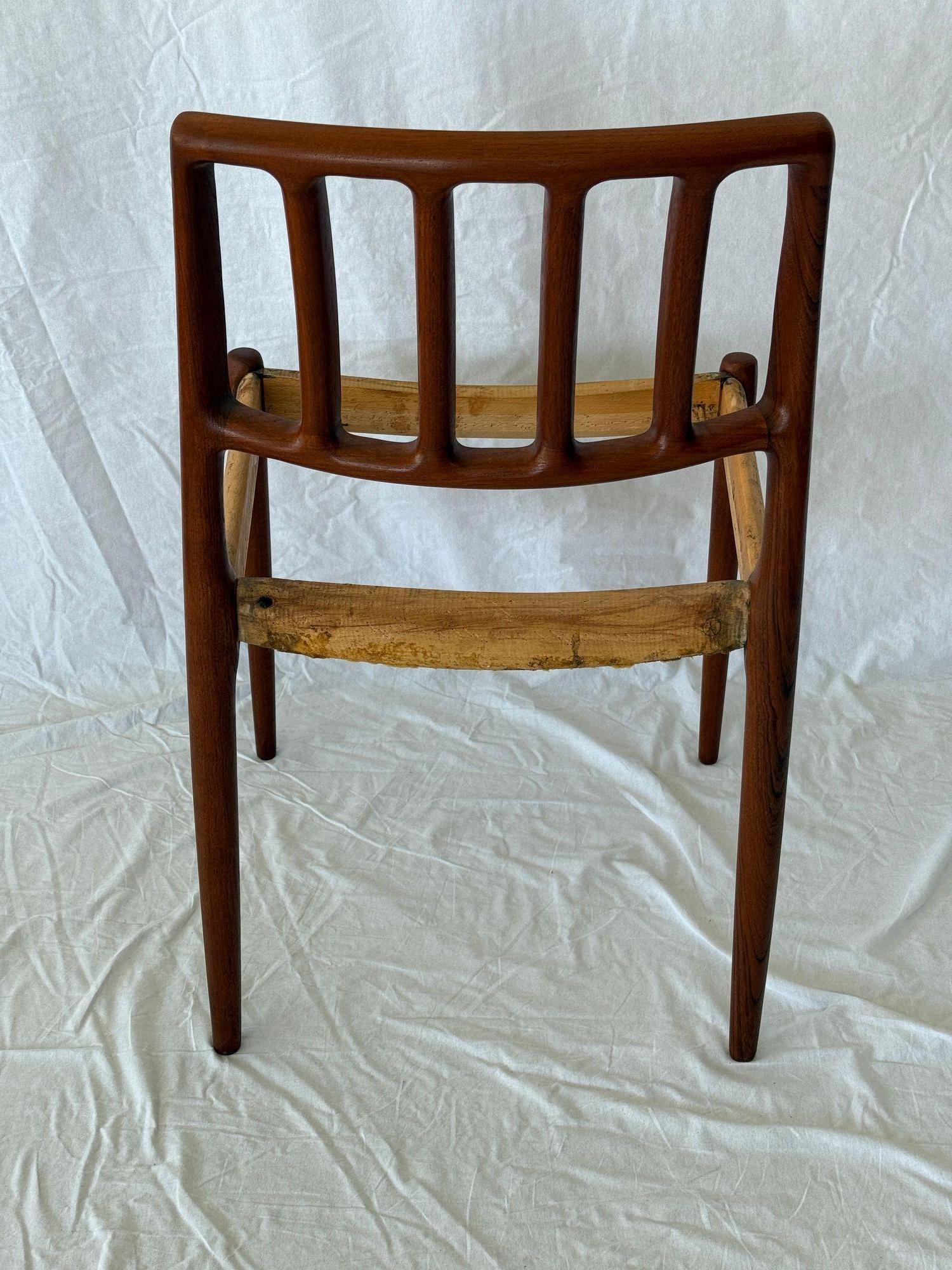 Set of 6 Model 83 Niels Moller Dining Chairs For Sale 1