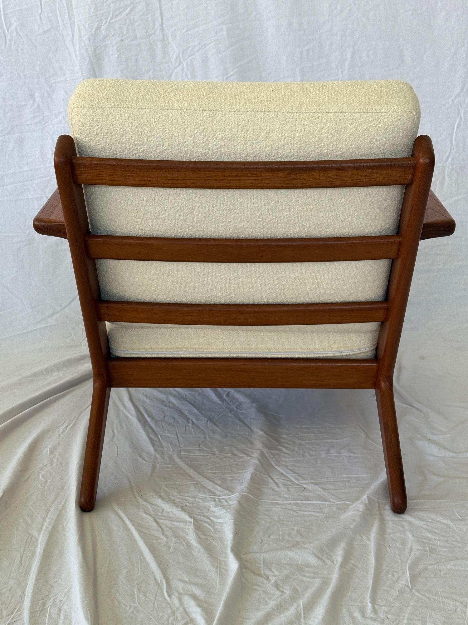 Hans Wegner GE-290 Teakholz-Loungesessel 4