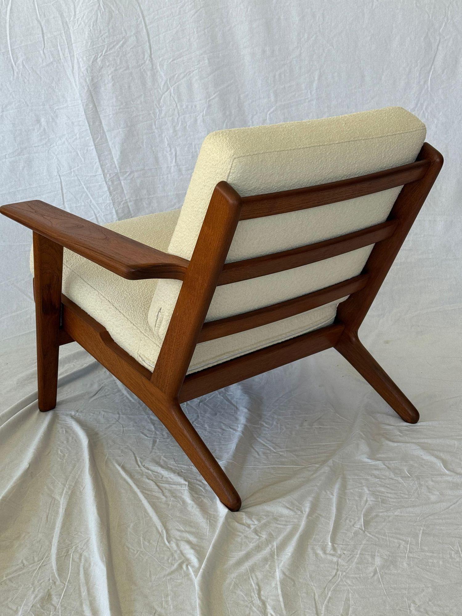 Hans Wegner GE-290 Teakholz-Loungesessel (Dänisch)