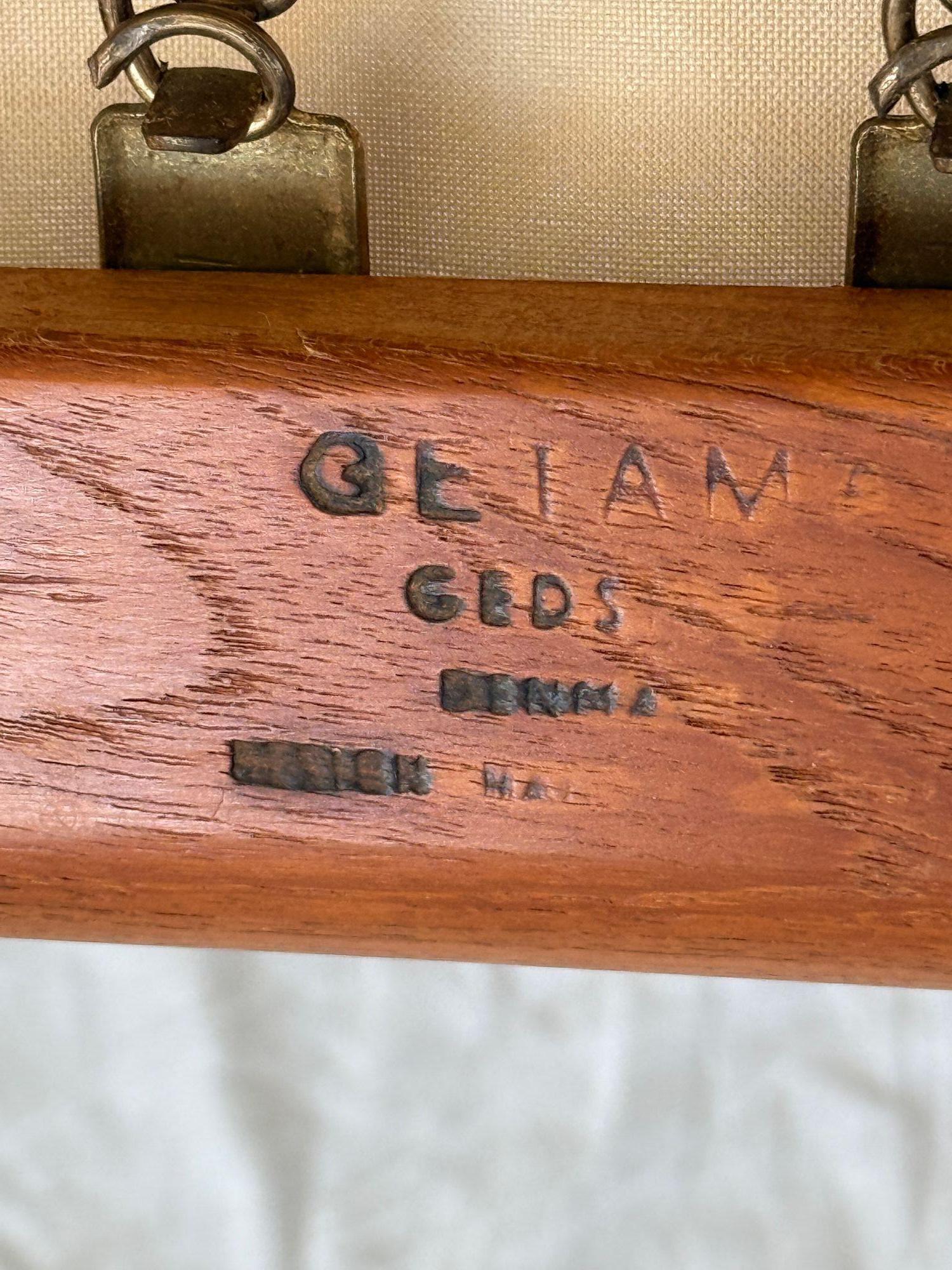 Hans Wegner GE-290 Teakholz-Loungesessel (Stoff)