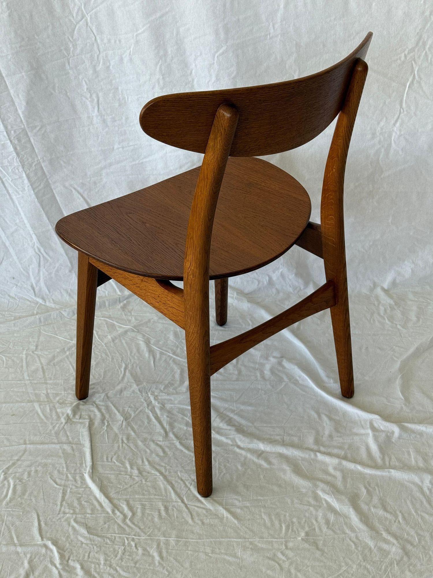 6er-Set Hans Wegner CH-30 Esszimmerstühle (Dänisch) im Angebot
