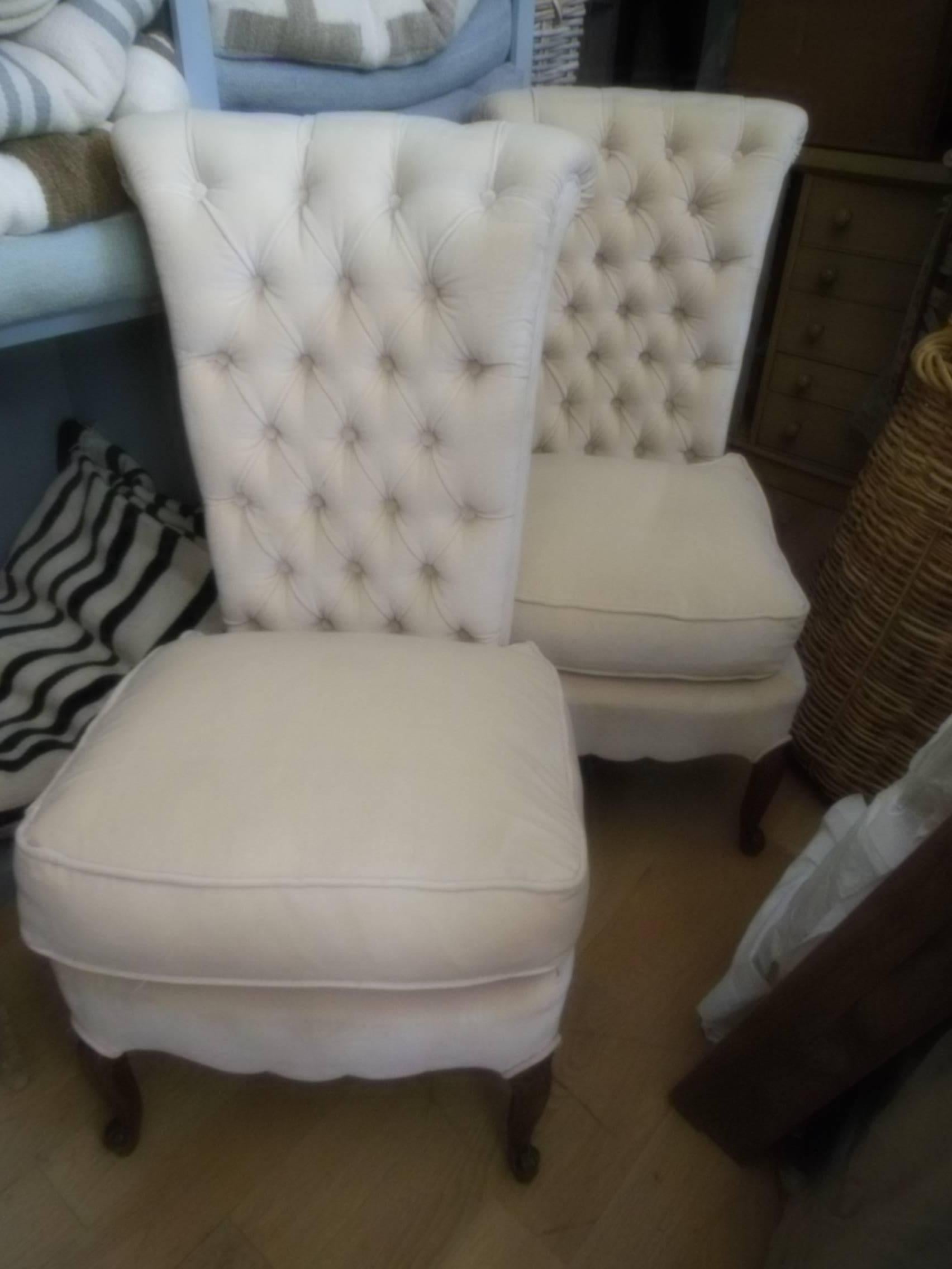 Pair of High Style Vintage Tufted Slipper Chairs For Sale 4