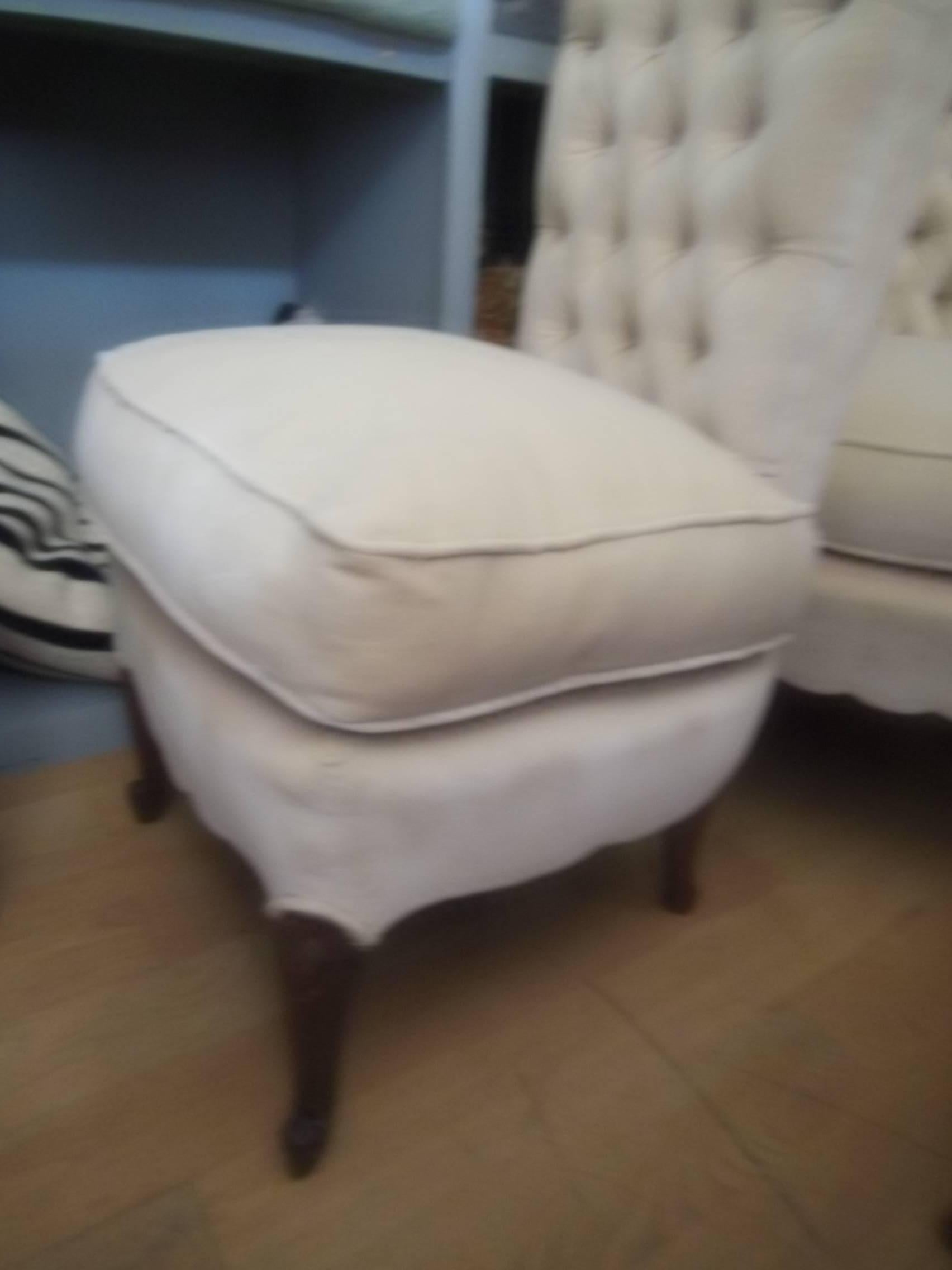 20th Century Pair of High Style Vintage Tufted Slipper Chairs For Sale