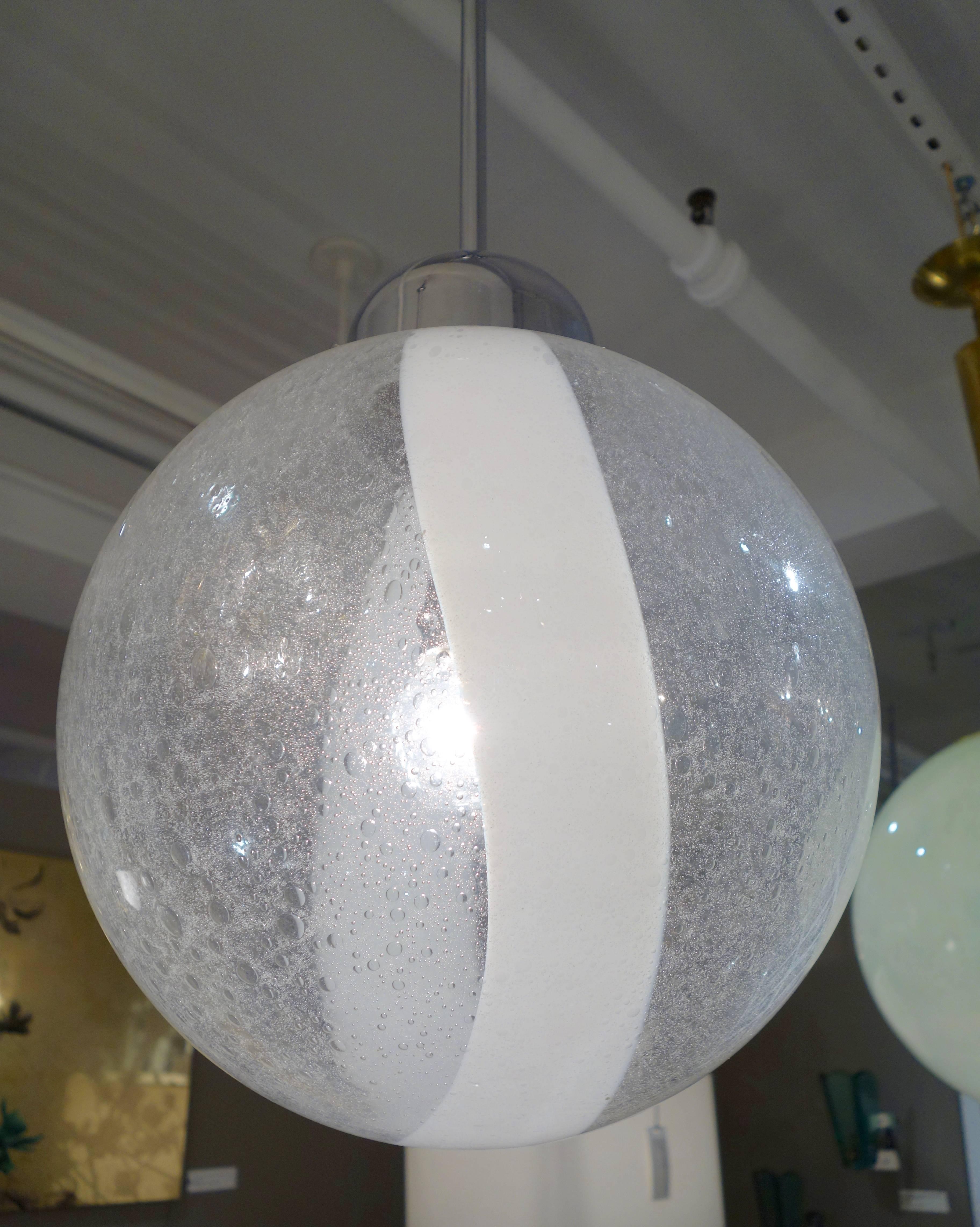 Italian Mid-Century Murano White Striped Globe / Chandelier In Excellent Condition For Sale In New York, NY