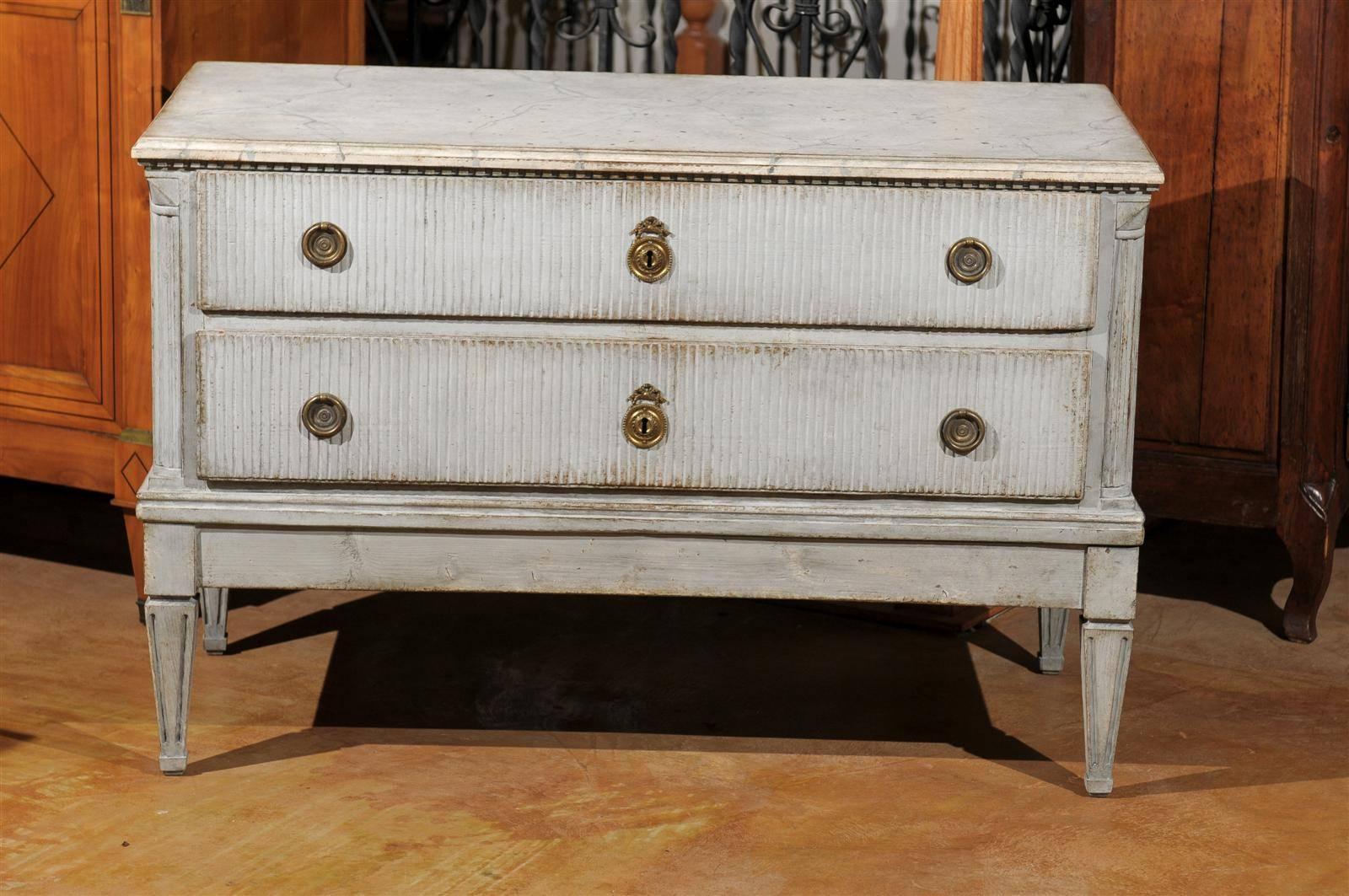 Late 18th Century Gustavian Period Two-Drawer Painted Commode with Reeded Motifs 2