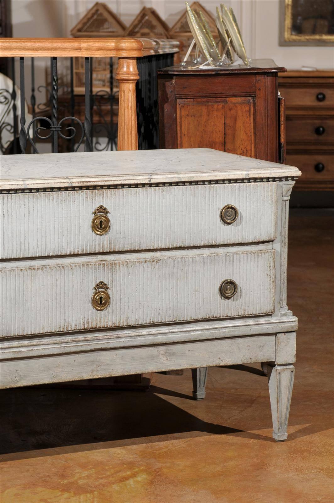 Late 18th Century Gustavian Period Two-Drawer Painted Commode with Reeded Motifs 4