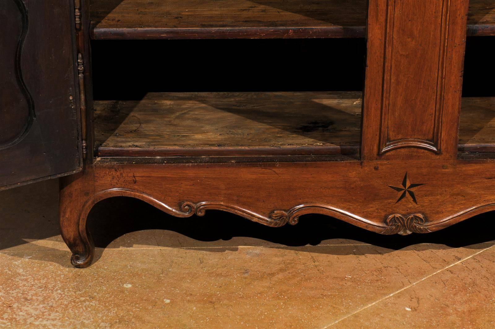 French Louis XV 1750s Provençal Walnut Two-Door Buffet with Scrolled Motifs 3