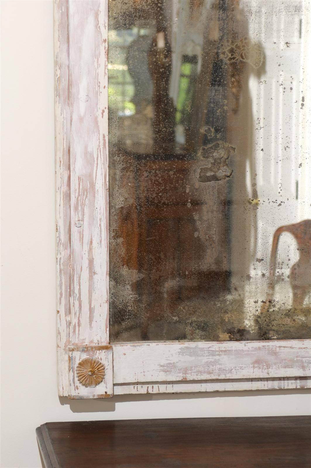 French Period Directoire Trumeau Mirror with Distressed Paint, Late 18th Century For Sale 5