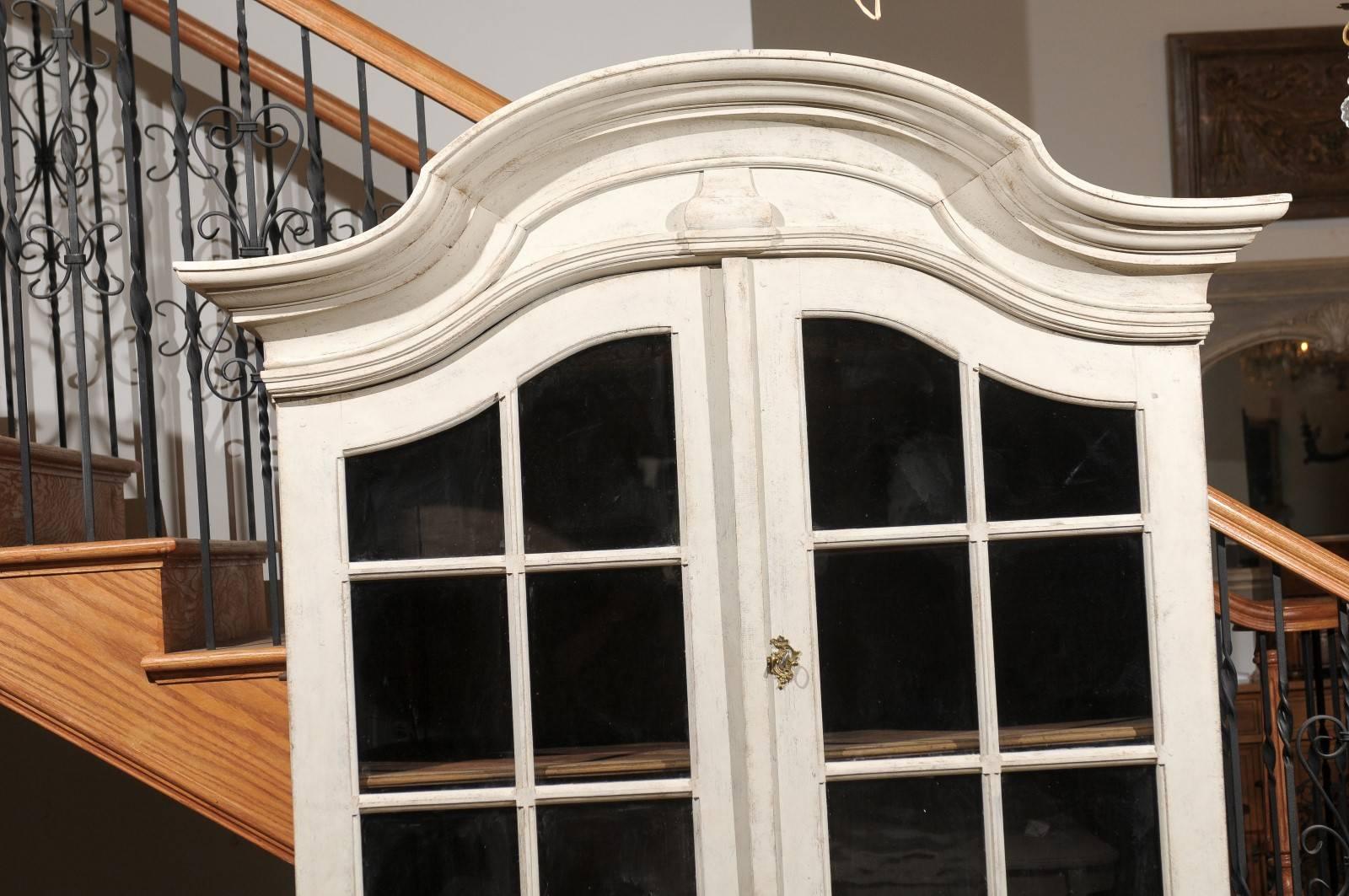 1760s Period Rococo Swedish Cabinet with Glass Doors, Bonnet Top and Cabrioles For Sale 1