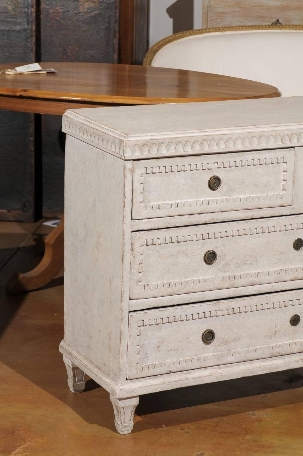 19th Century Swedish Commode 1