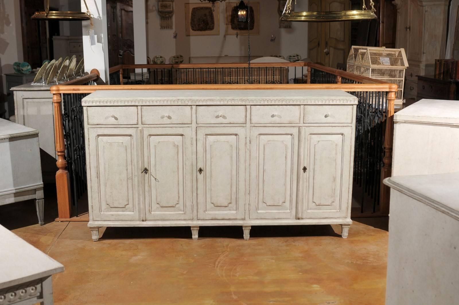 Swedish 1880s Painted Wood Enfilade with Five Drawers over Five Doors In Good Condition In Atlanta, GA
